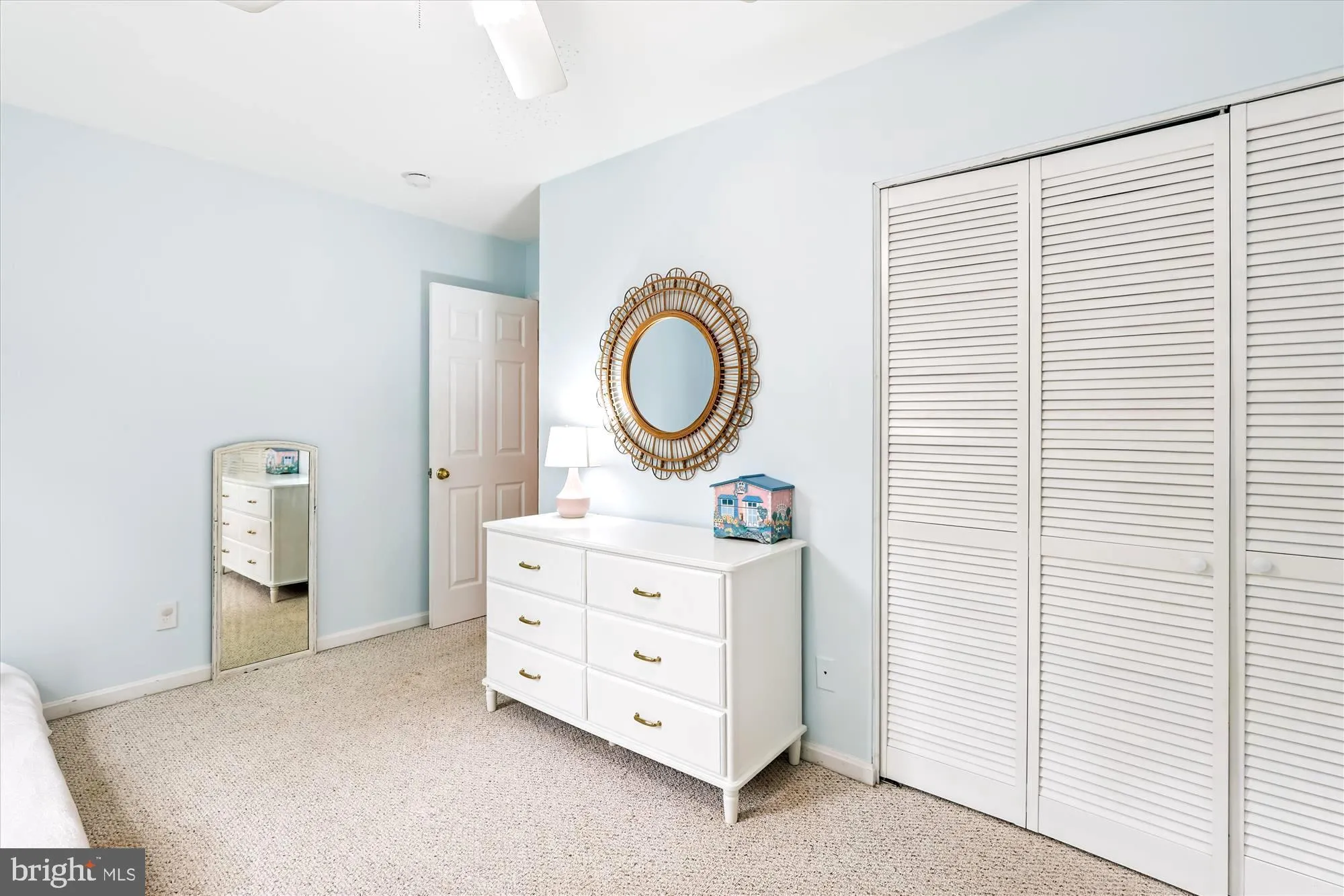 Annandale, Virginia 22003, United States, 4 Bedrooms Bedrooms, ,4 BathroomsBathrooms,Residential,Coming Soon,188412