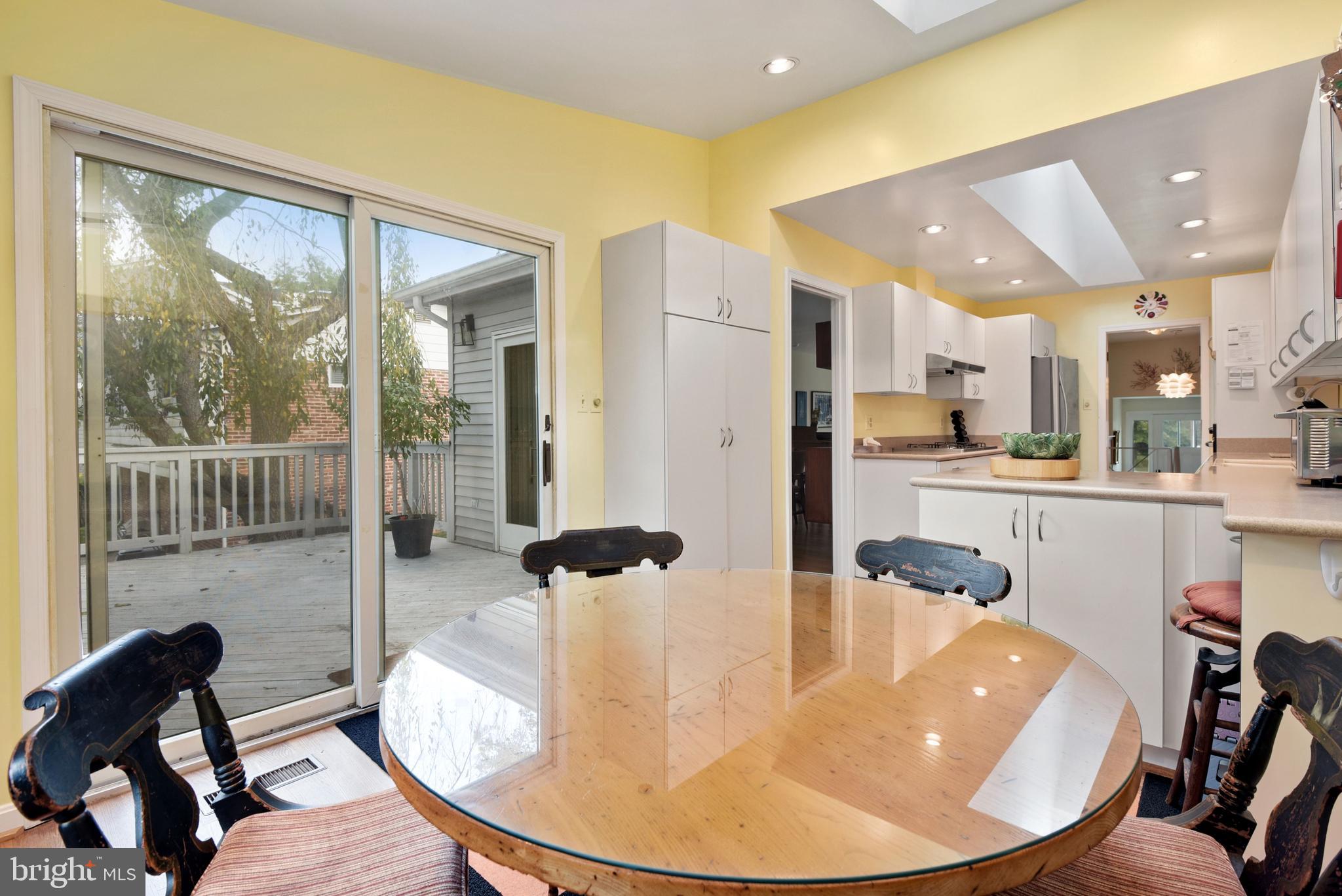 REGENCY ESTATES - Residential