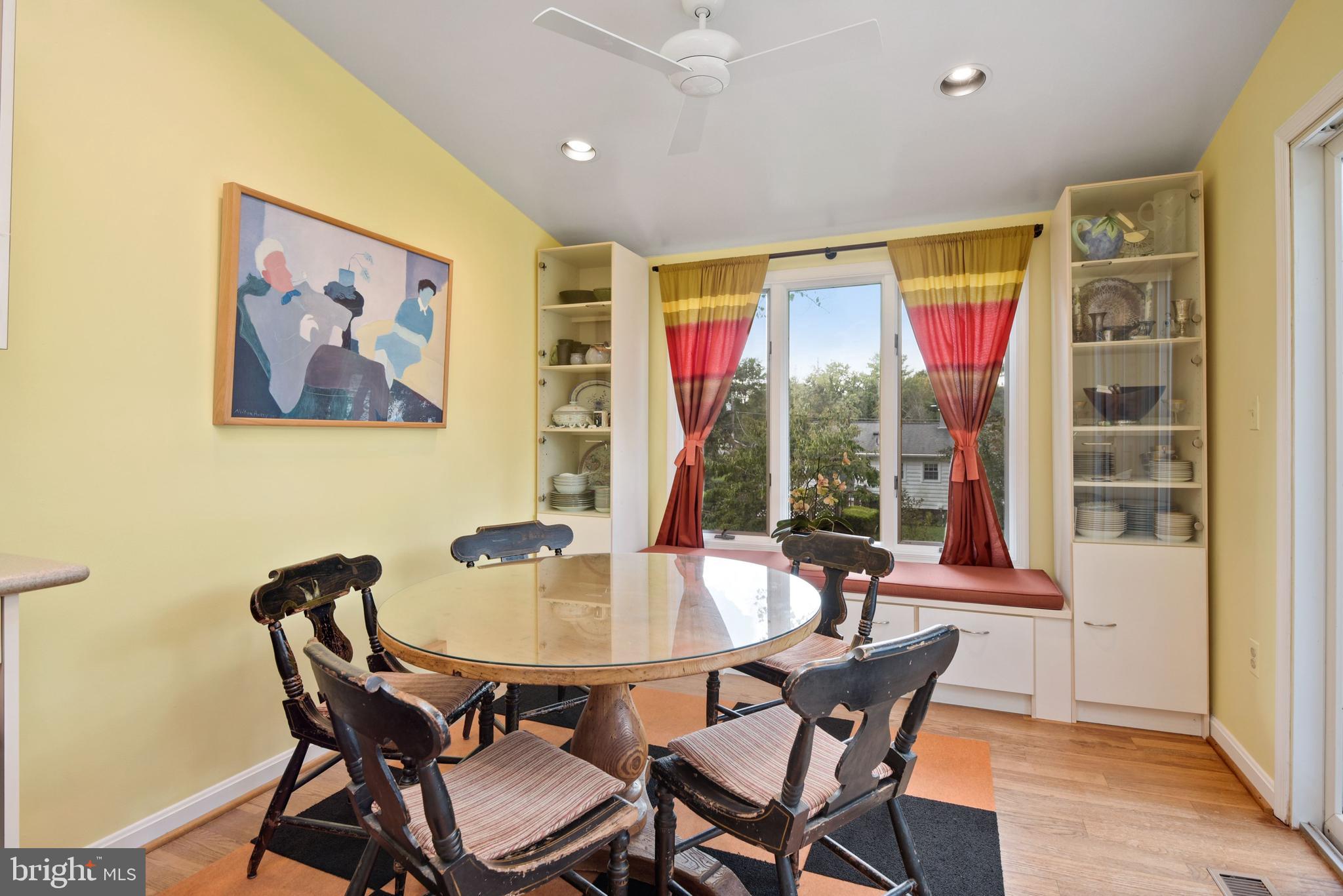 REGENCY ESTATES - Residential