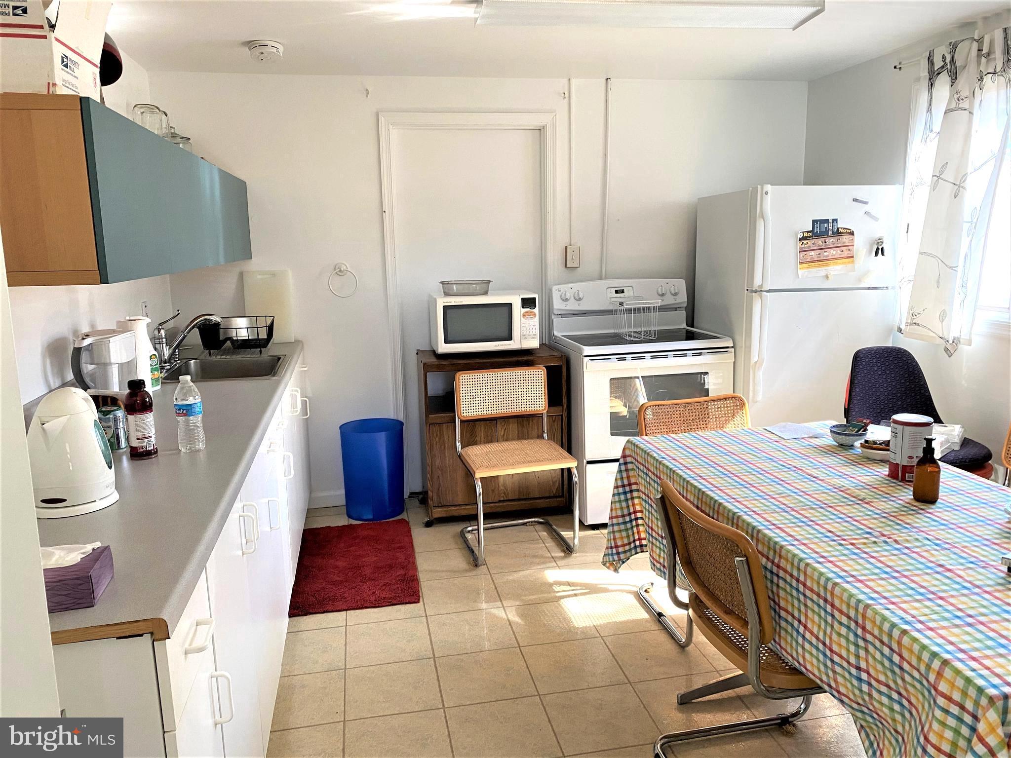 REGENCY ESTATES - Residential