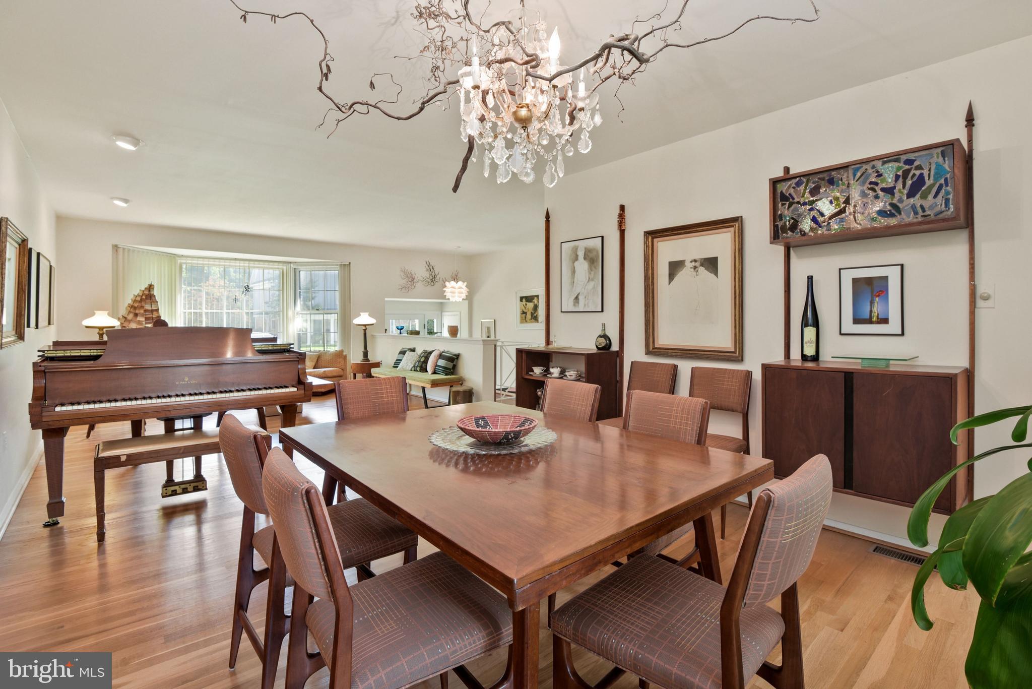 REGENCY ESTATES - Residential