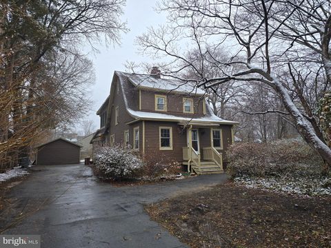 1616 CHAIN BRIDGE ROAD MCLEAN VA 22101