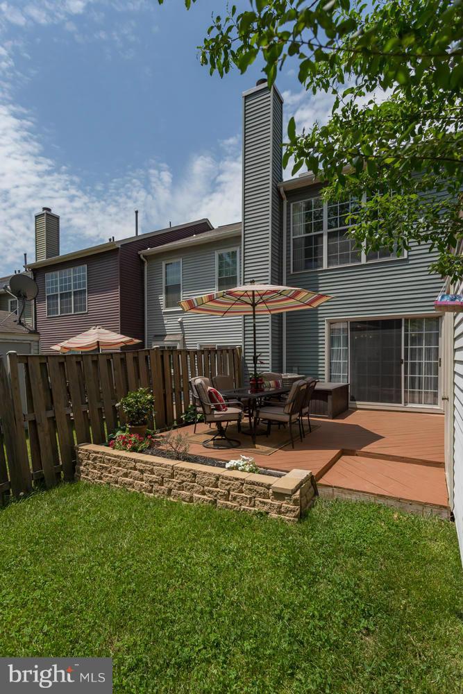 WOODSTONE - Residential