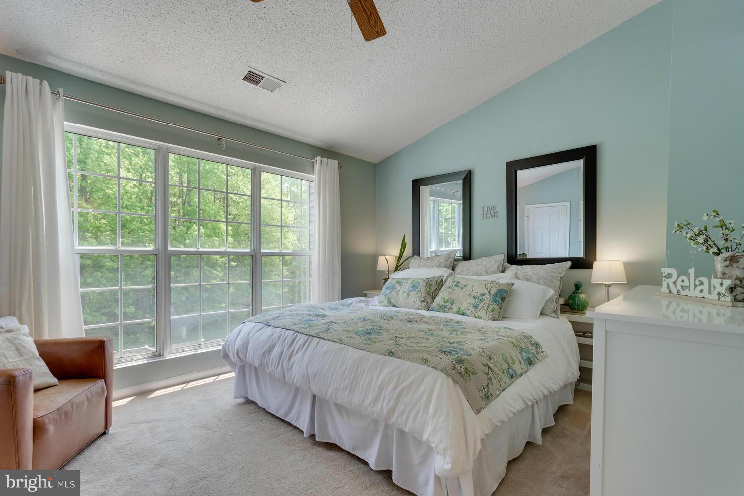 WOODSTONE - Residential