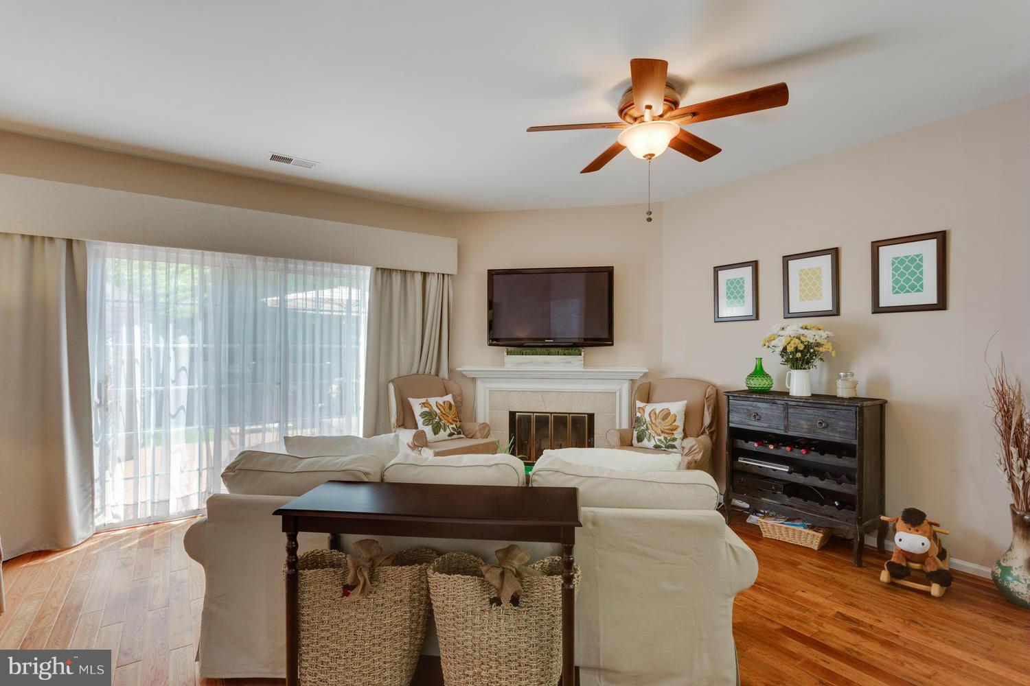 WOODSTONE - Residential