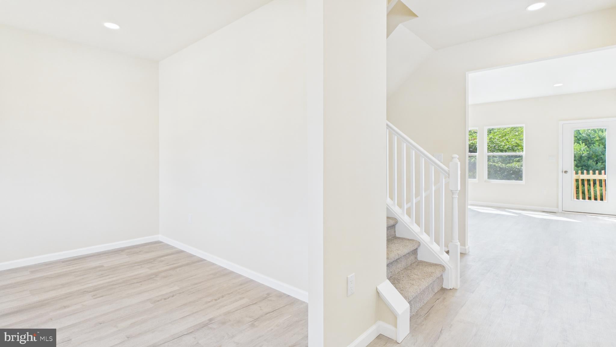211 PRINCESS CAROLINE COURT