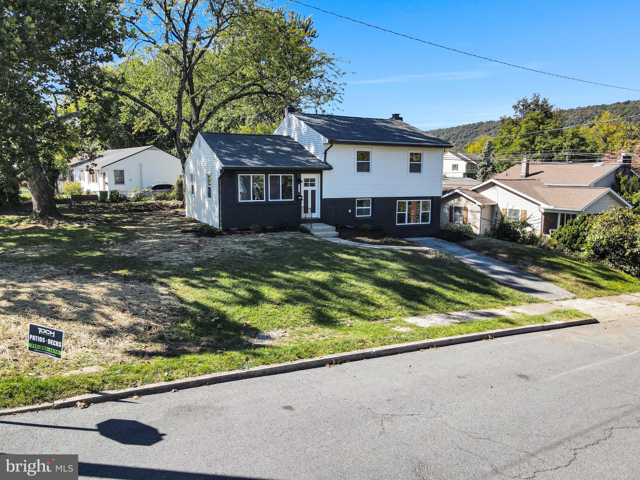 363 RAYMOND ROAD