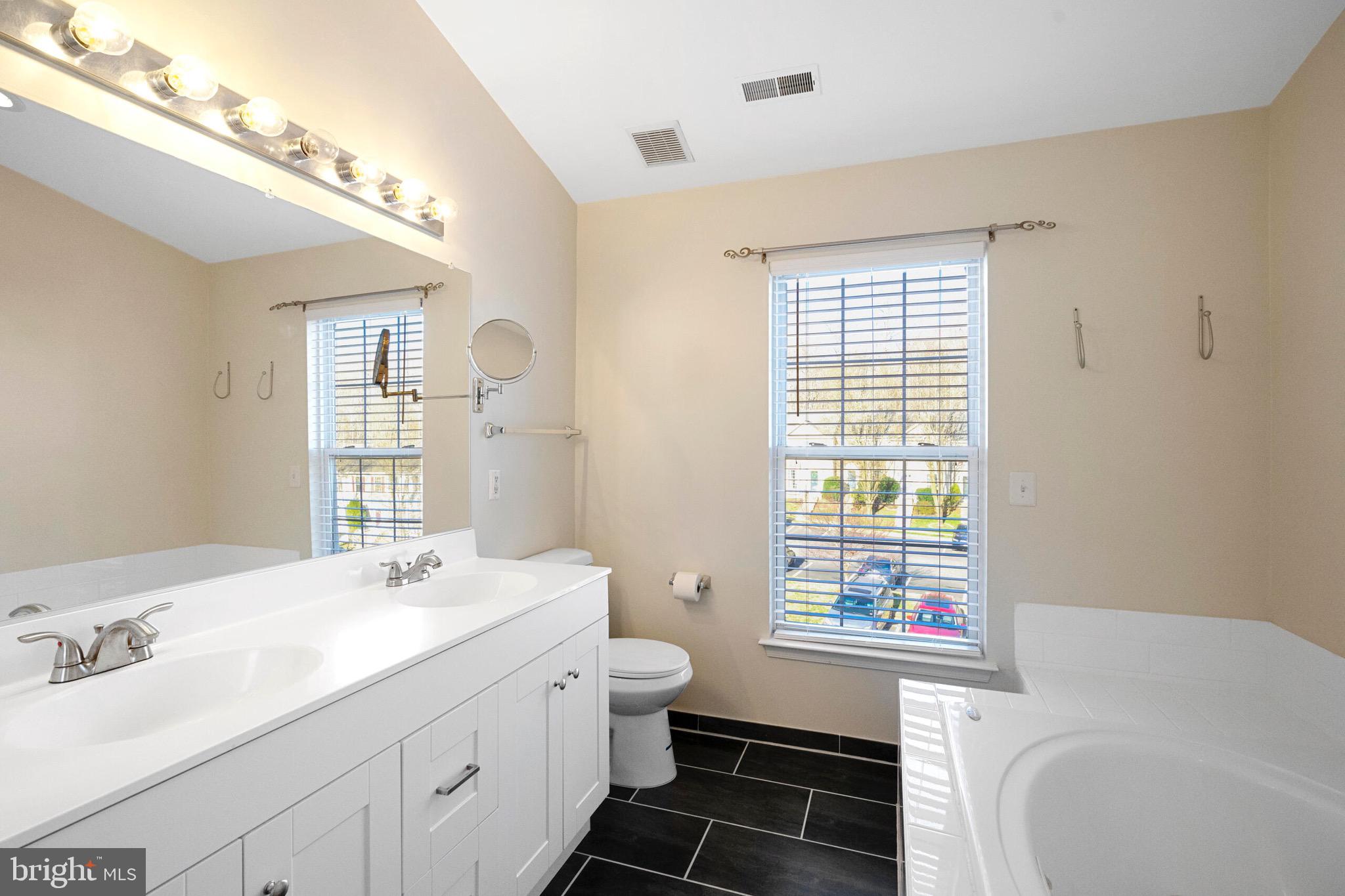 ASHLAND - Residential Lease