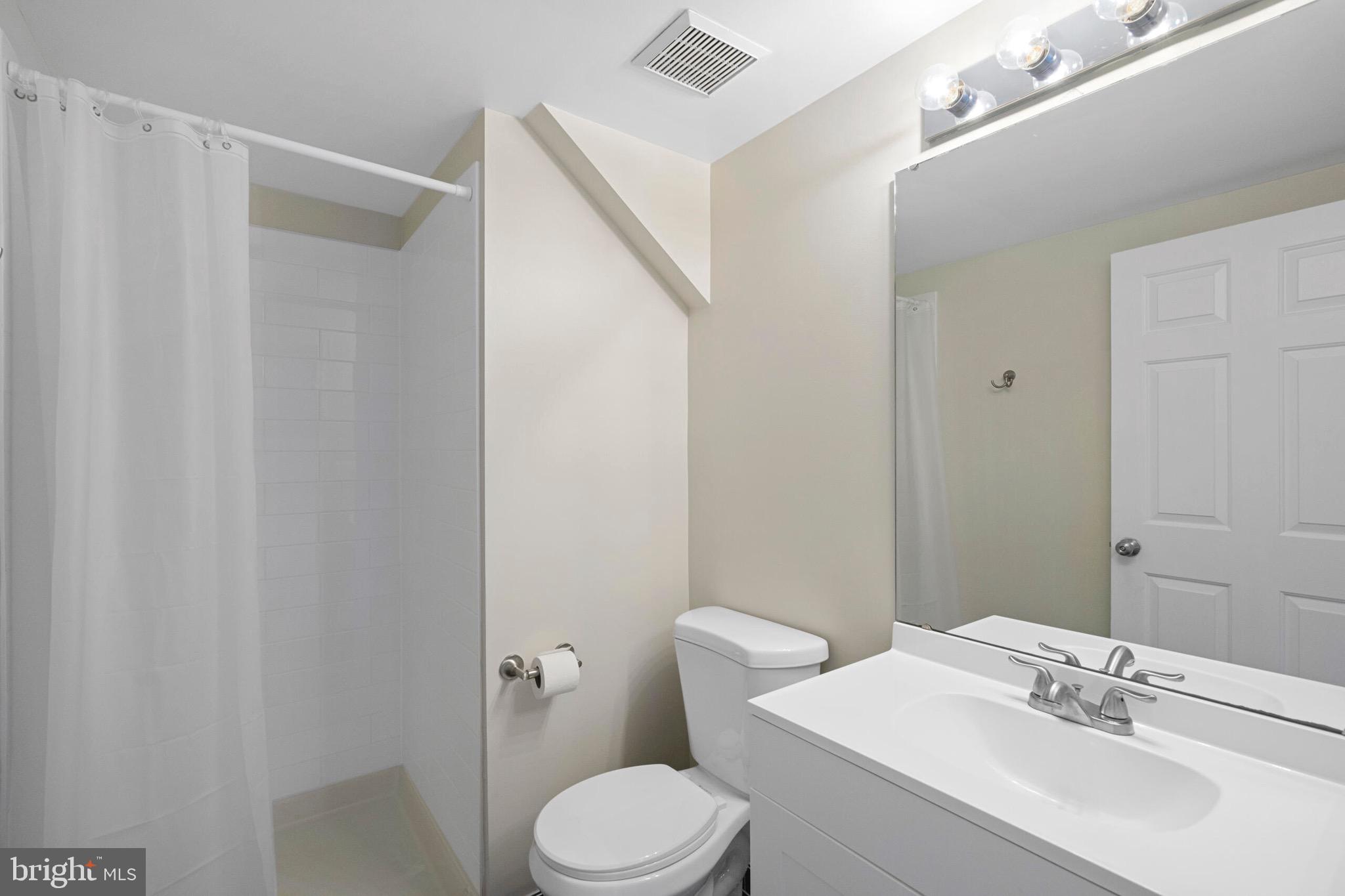 ASHLAND - Residential Lease