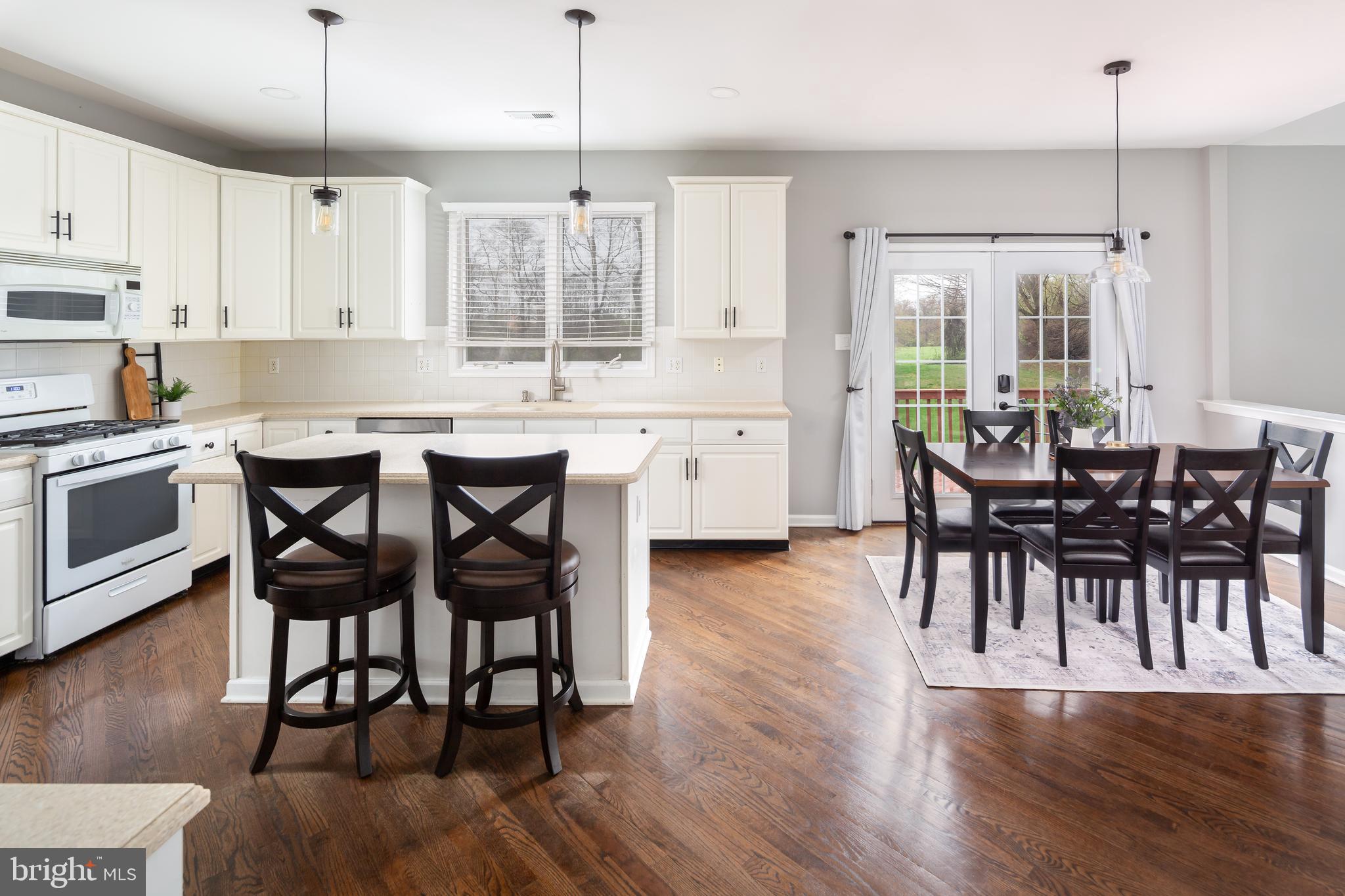 COBBLESTONES AT TH - Residential