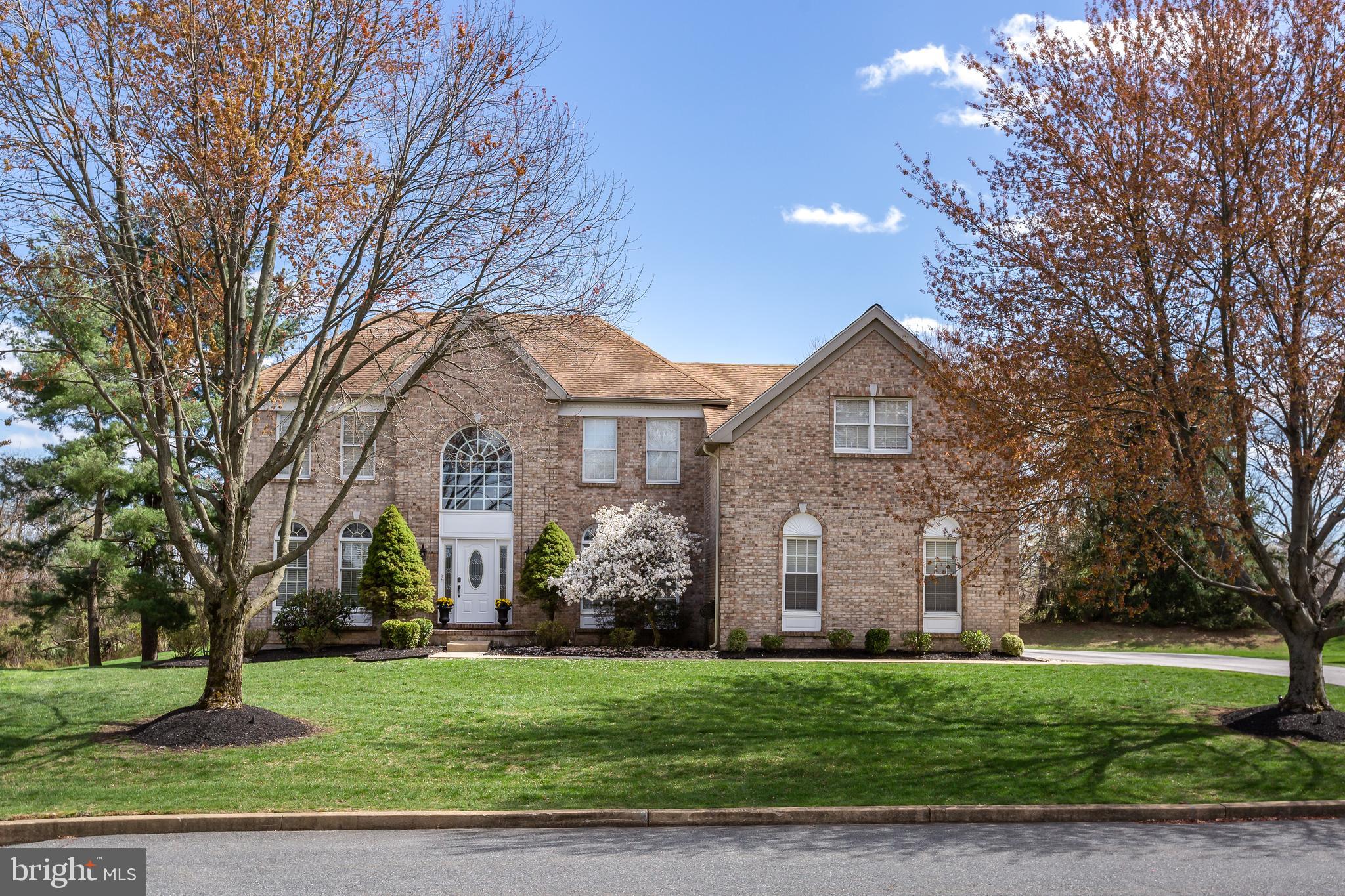 4 ALEXANDRA COURT