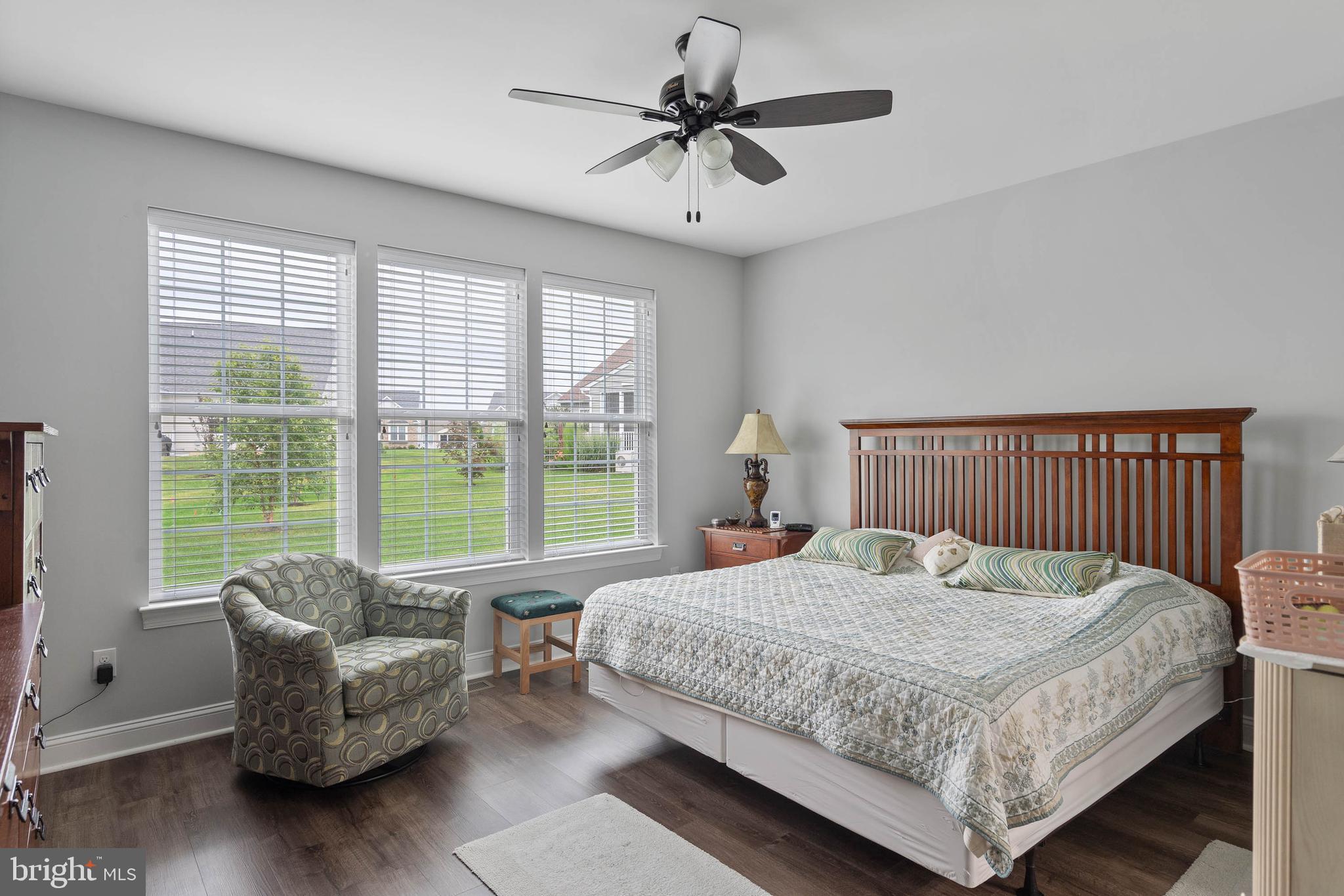 CHAMPIONS CLUB - Residential