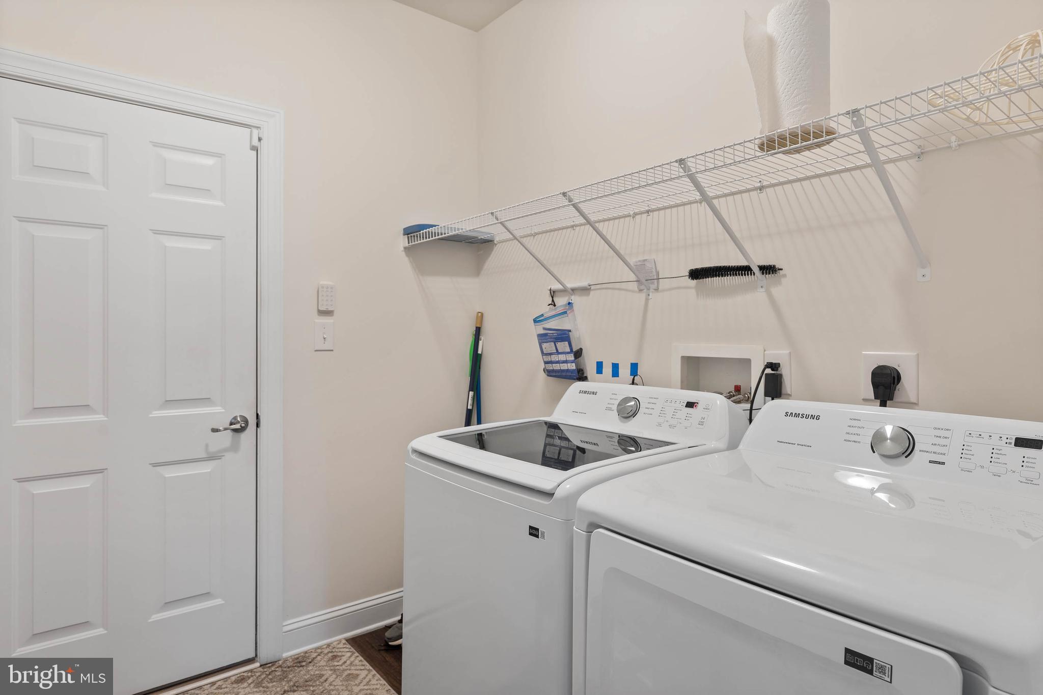 CHAMPIONS CLUB - Residential