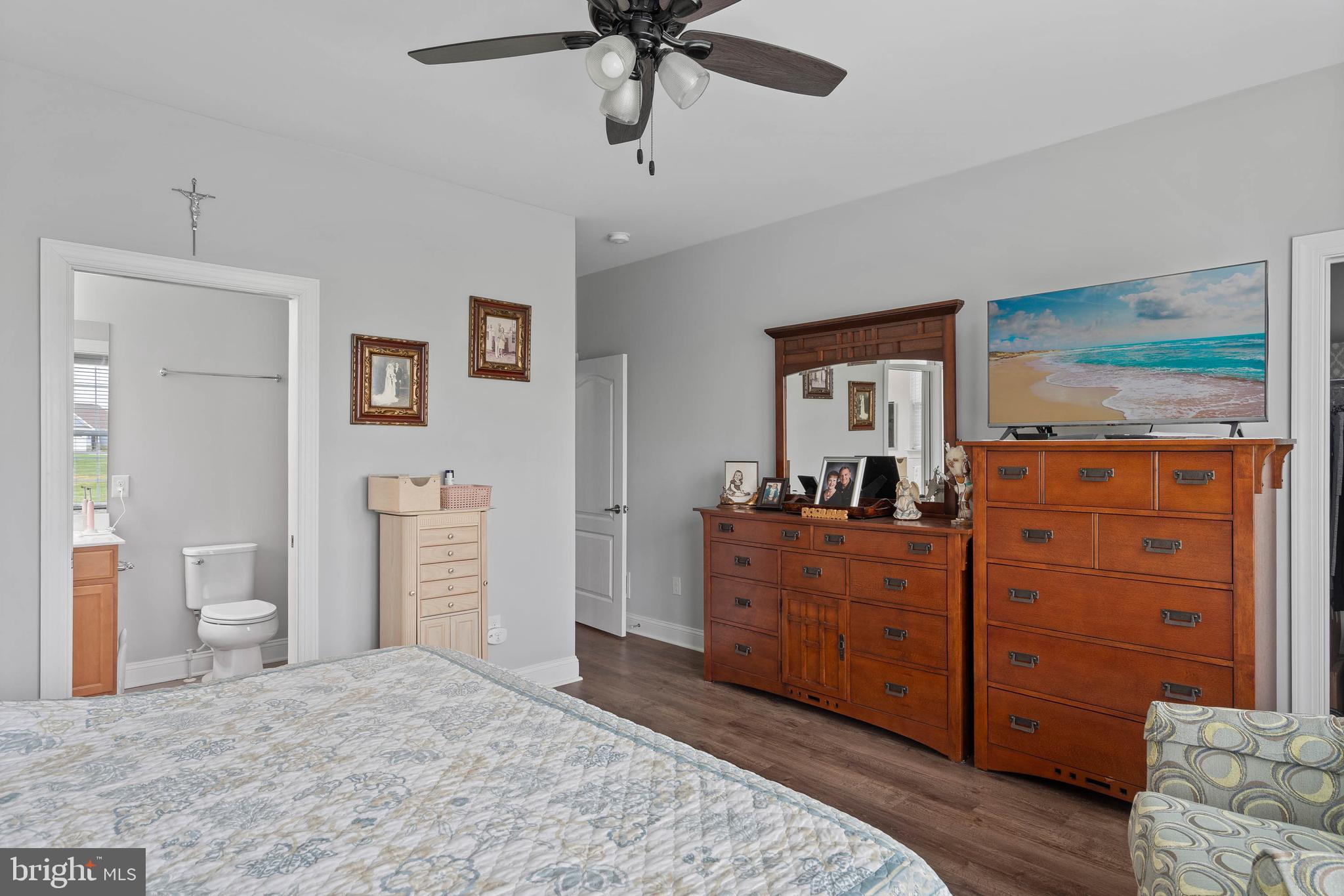 CHAMPIONS CLUB - Residential