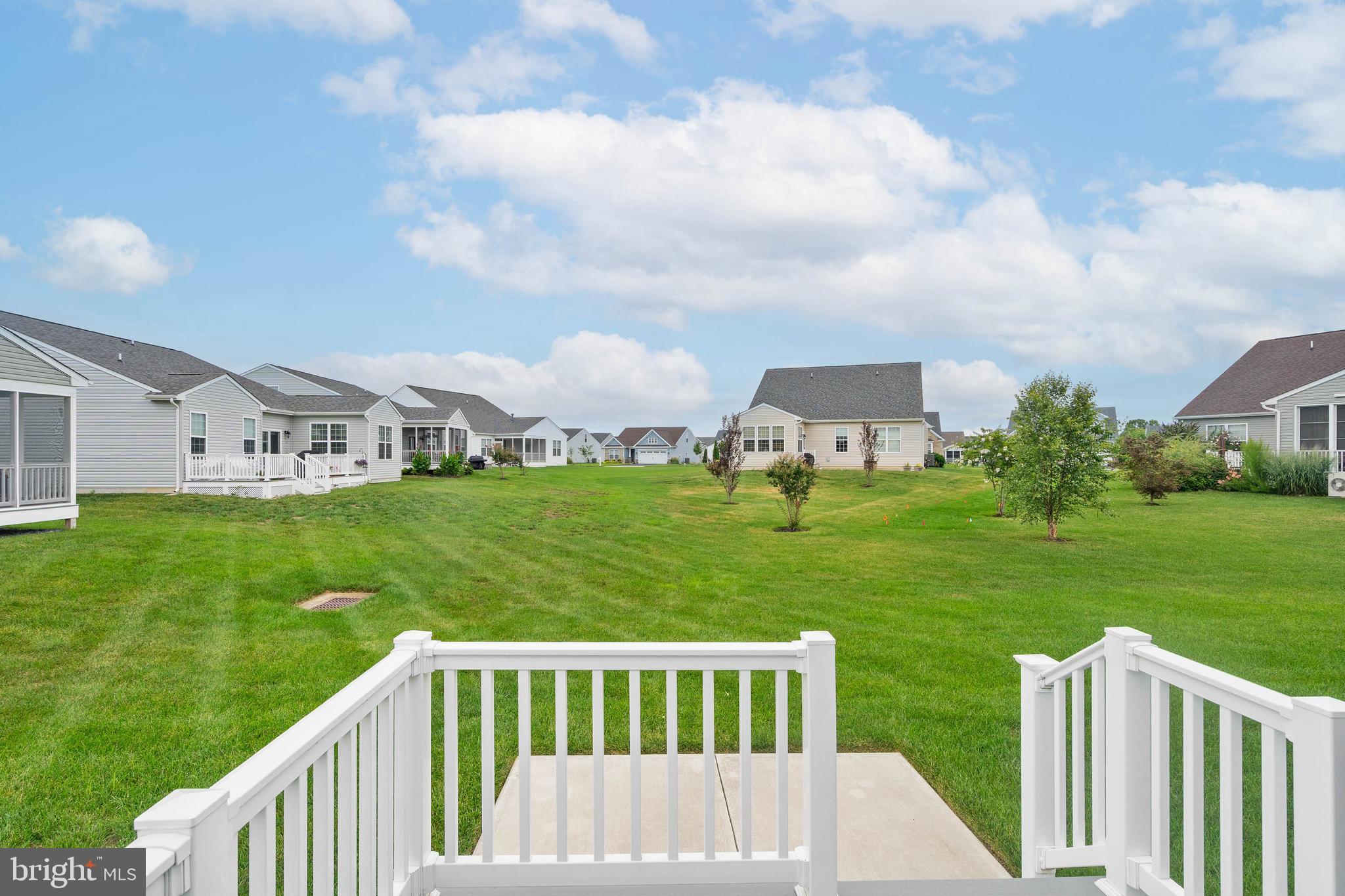 CHAMPIONS CLUB - Residential