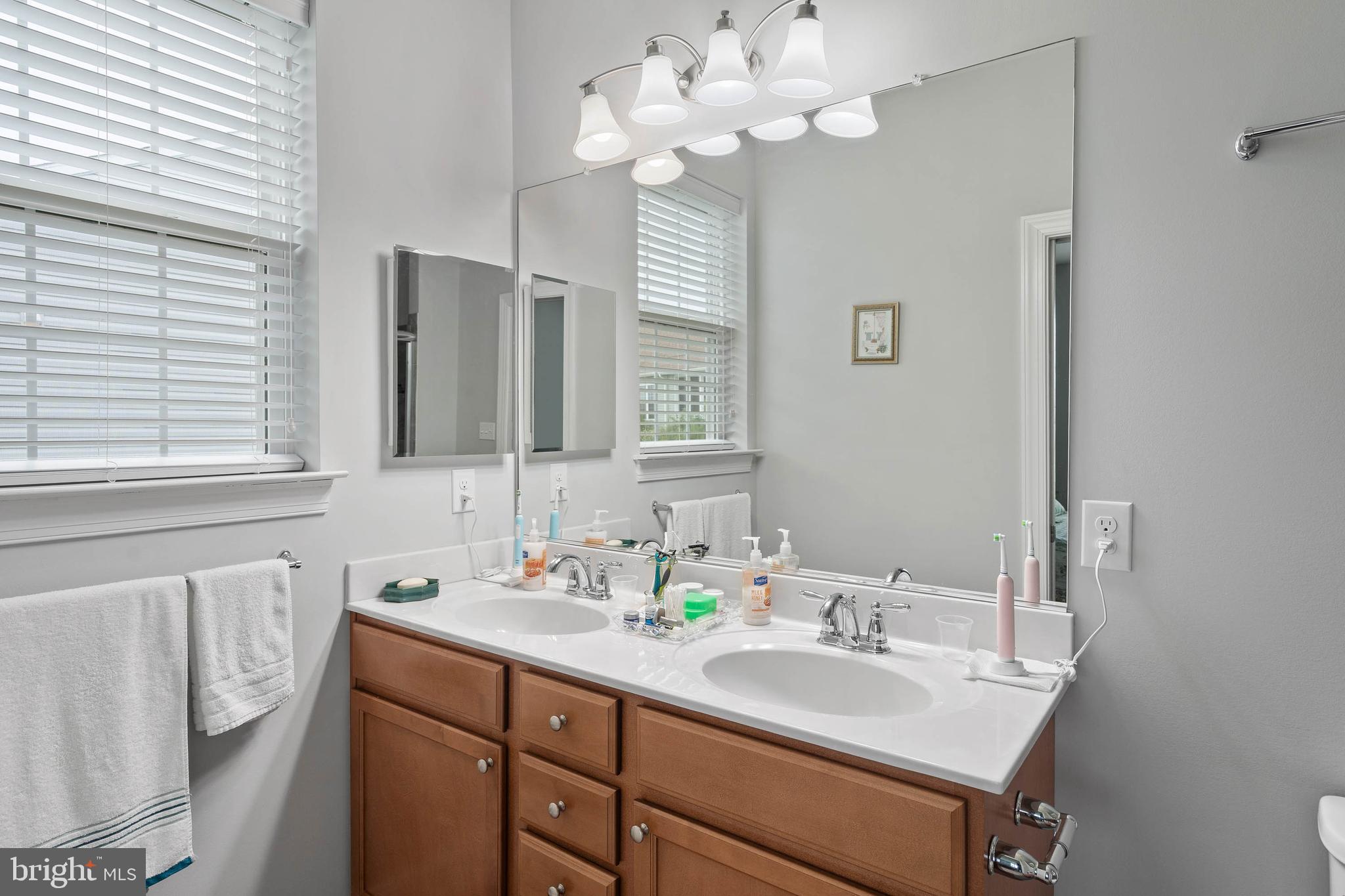 CHAMPIONS CLUB - Residential