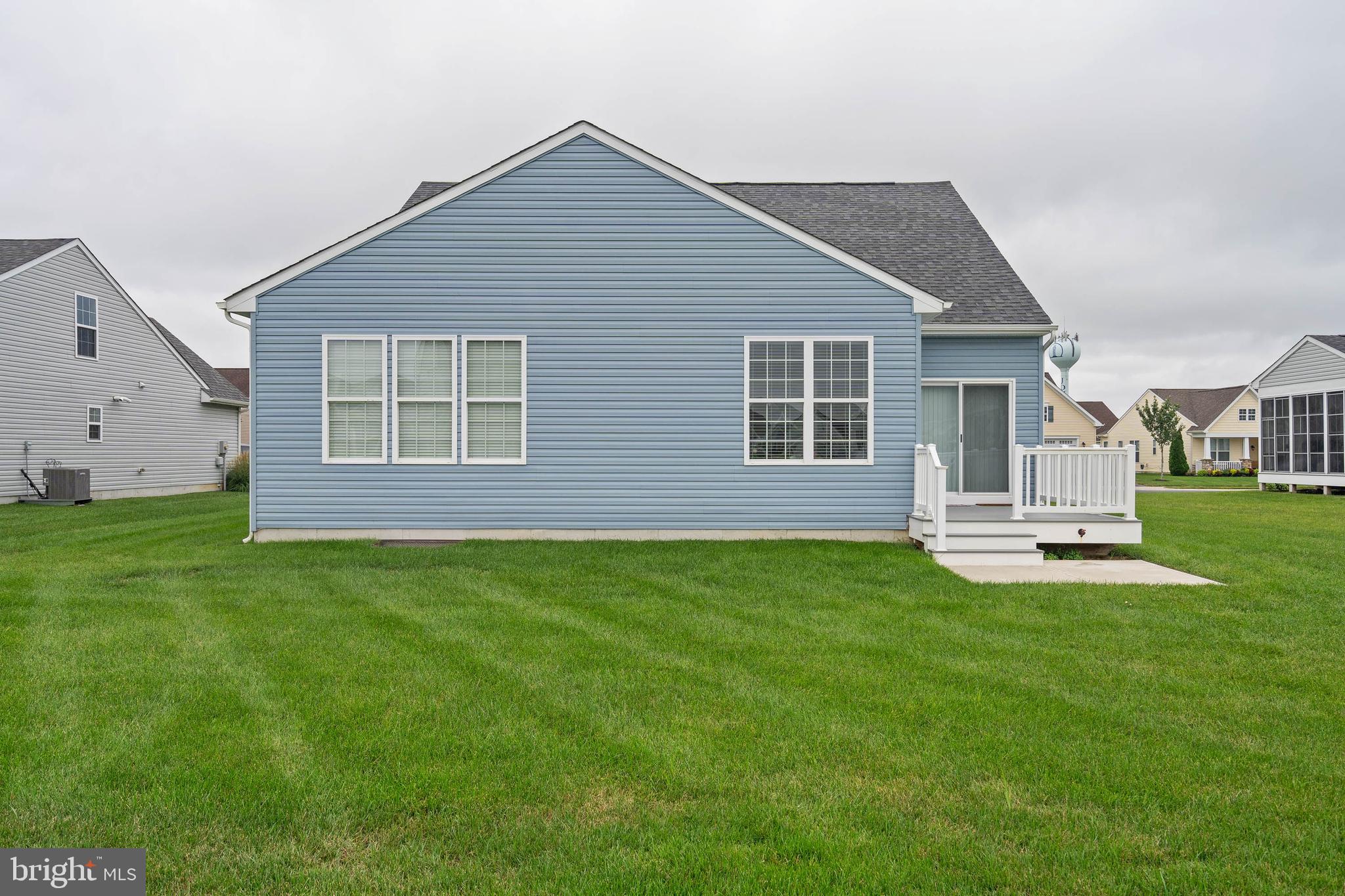 CHAMPIONS CLUB - Residential