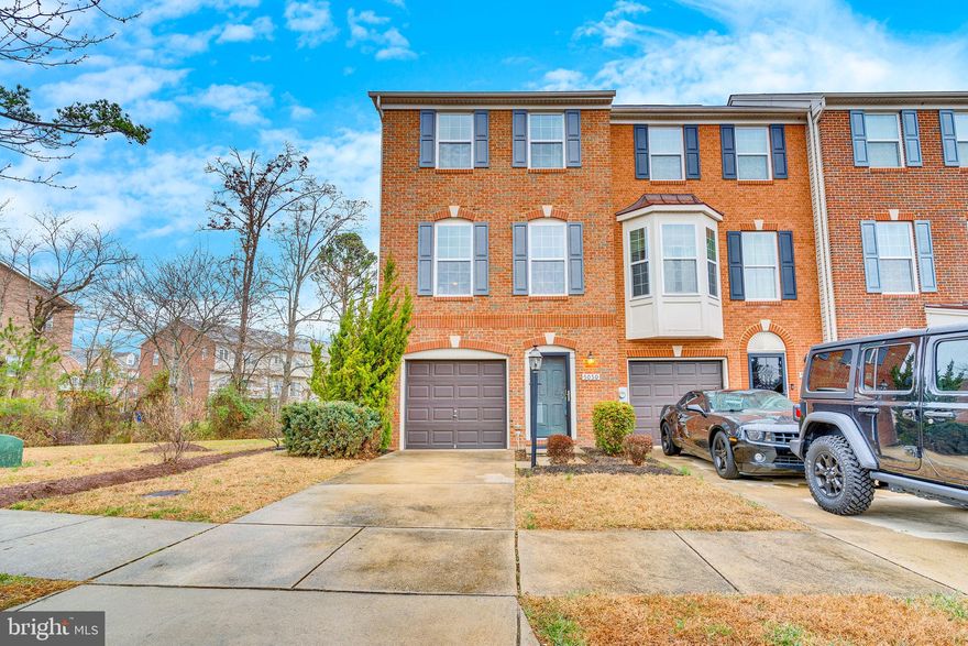Charming 2-Bedroom, 2-Bathroom Home with garage & FENCED in yard in Waldorf, MD

Nestled in a highly sought-after neighborhood with an easy commute, this home offers a perfect blend of comfort and convenience. The property features a fully fenced-in backyard, ideal for privacy and outdoor enjoyment. The upper-level porch provides a great space for relaxing or entertaining. The primary bathroom has been recently redone, adding modern touches since the owner's purchase. Located in a walkable area, the home is close to shopping centers and all the modern comforts you need. Don’t miss out on this fantastic opportunity!