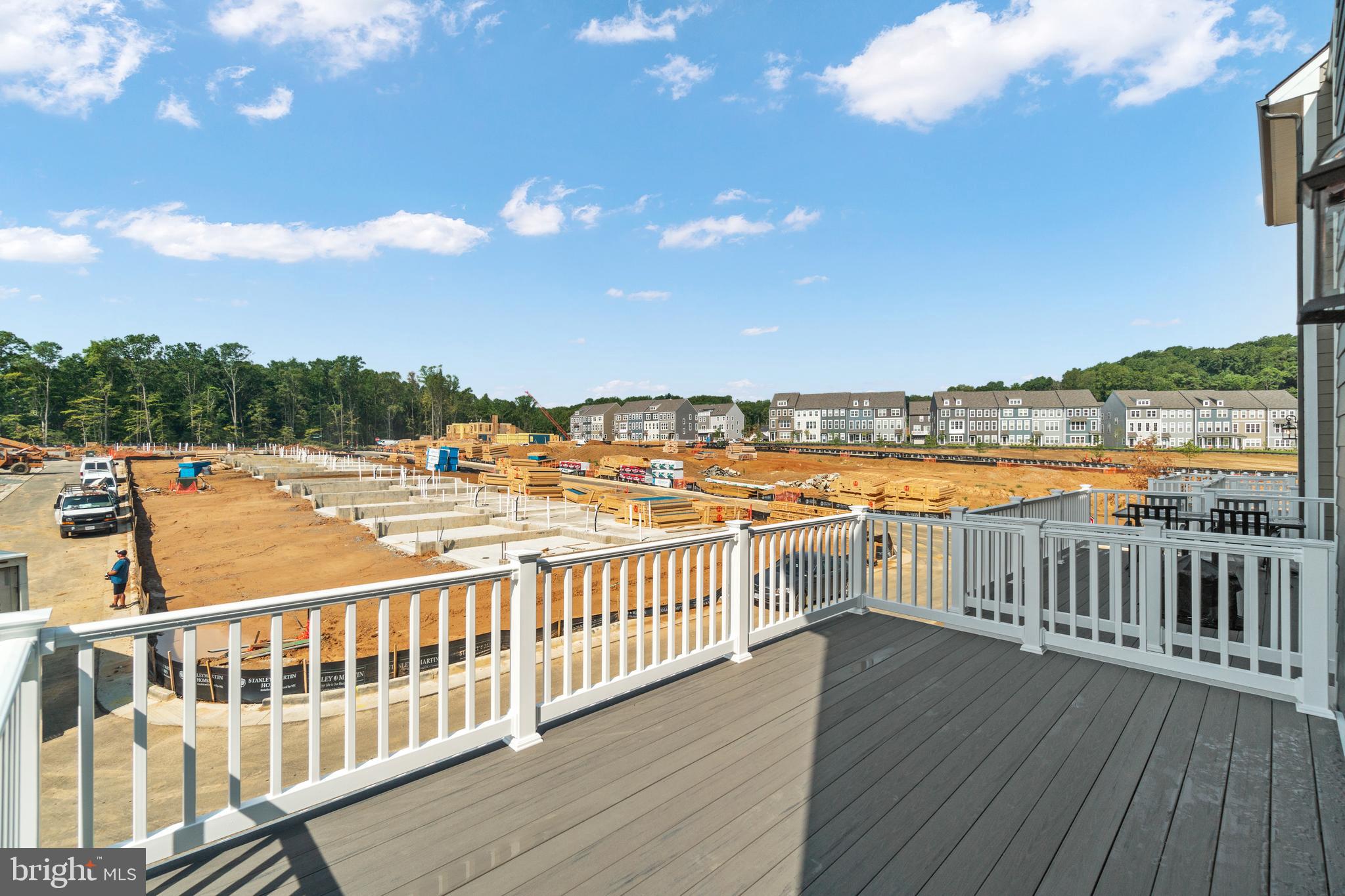 POTOMAC SHORES - Residential