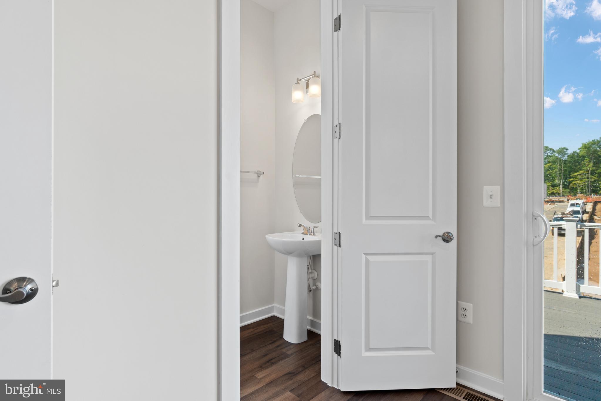 POTOMAC SHORES - Residential