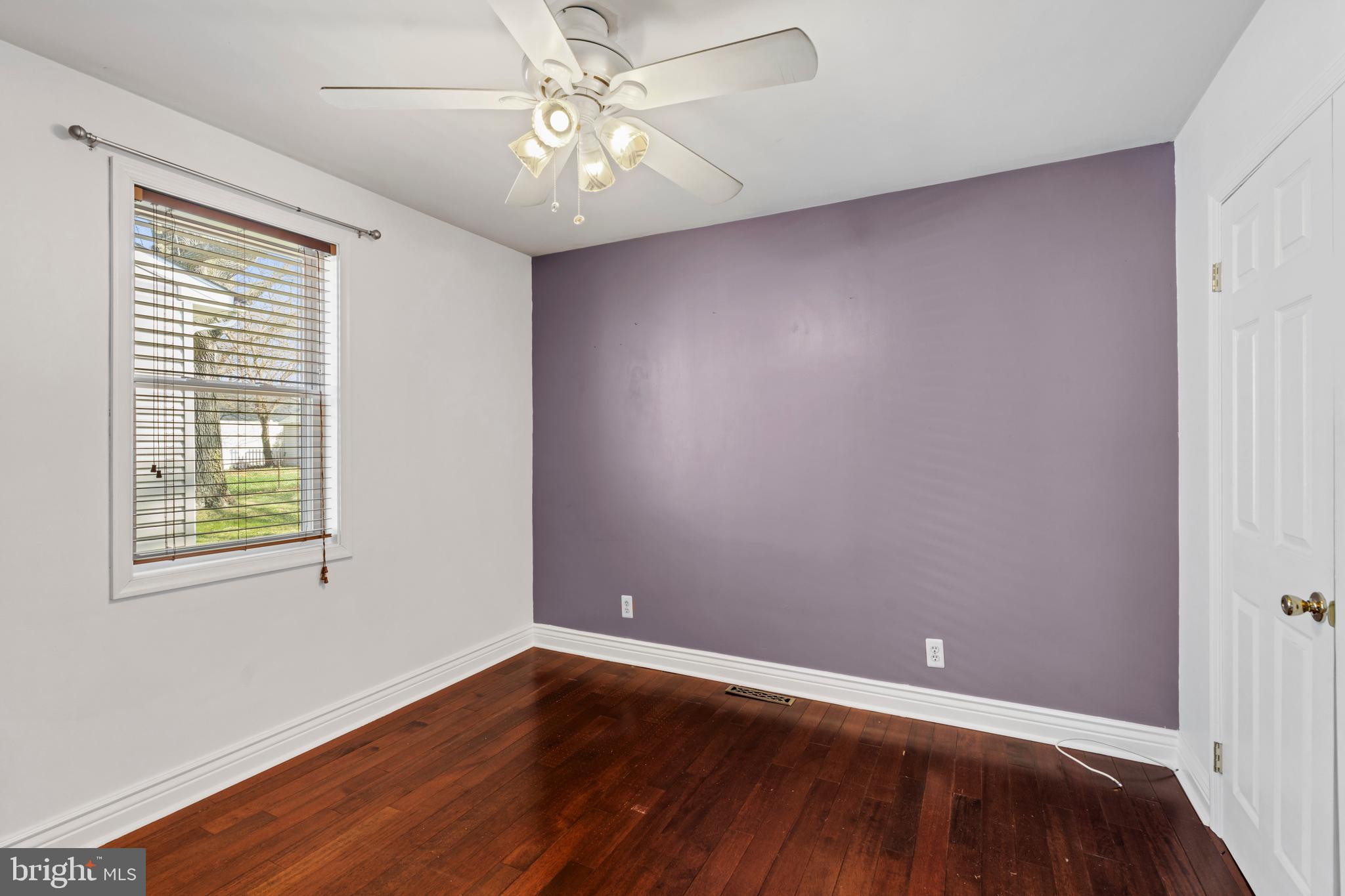 GARLAND - Residential