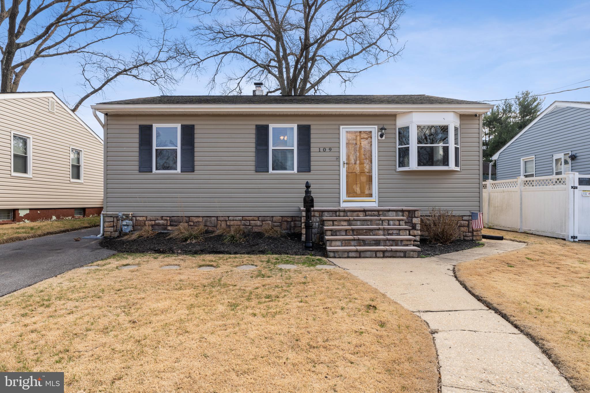 GARLAND - Residential