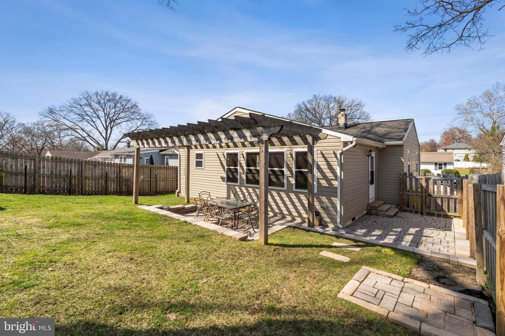 GARLAND - Residential