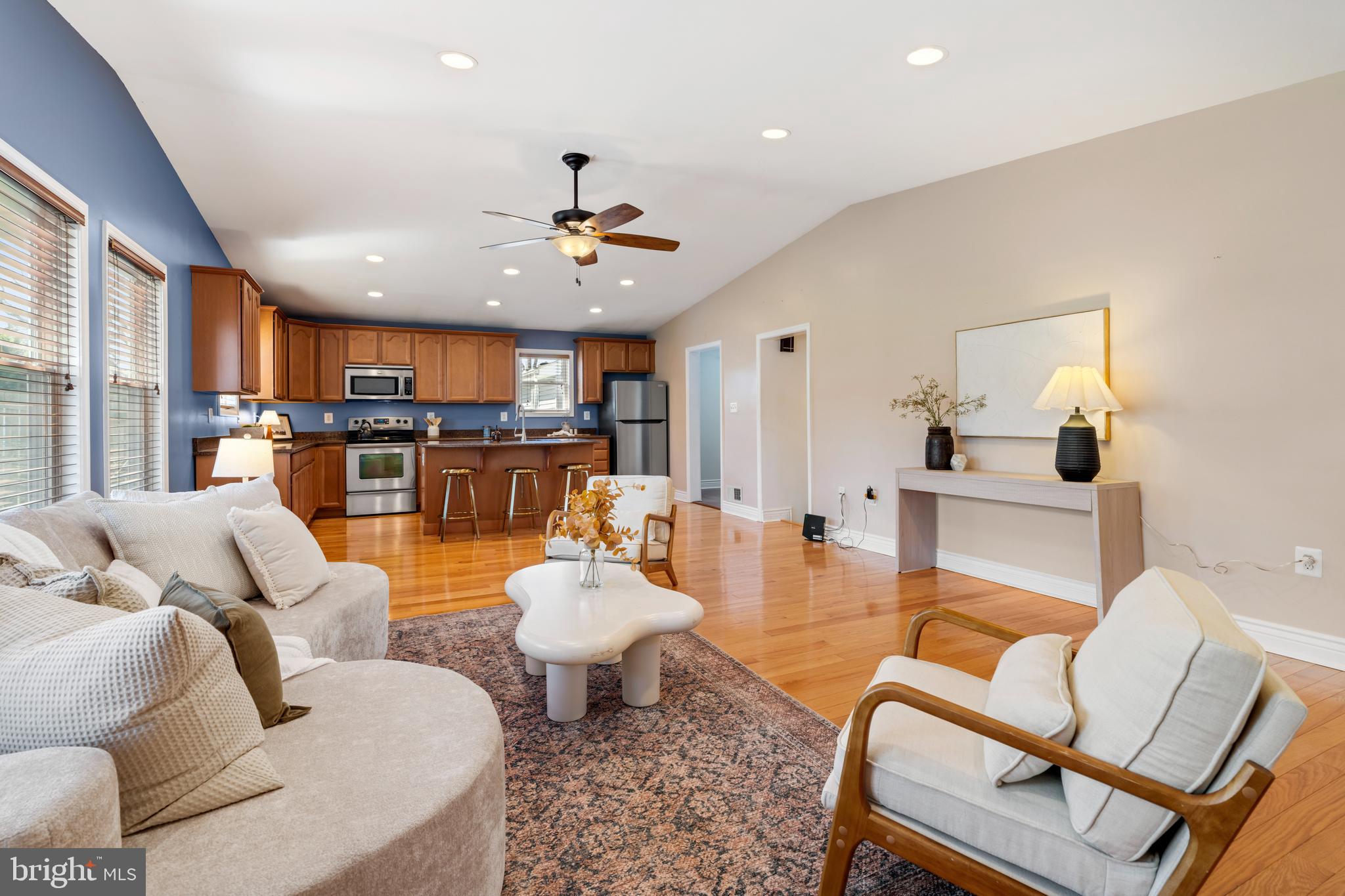 GARLAND - Residential