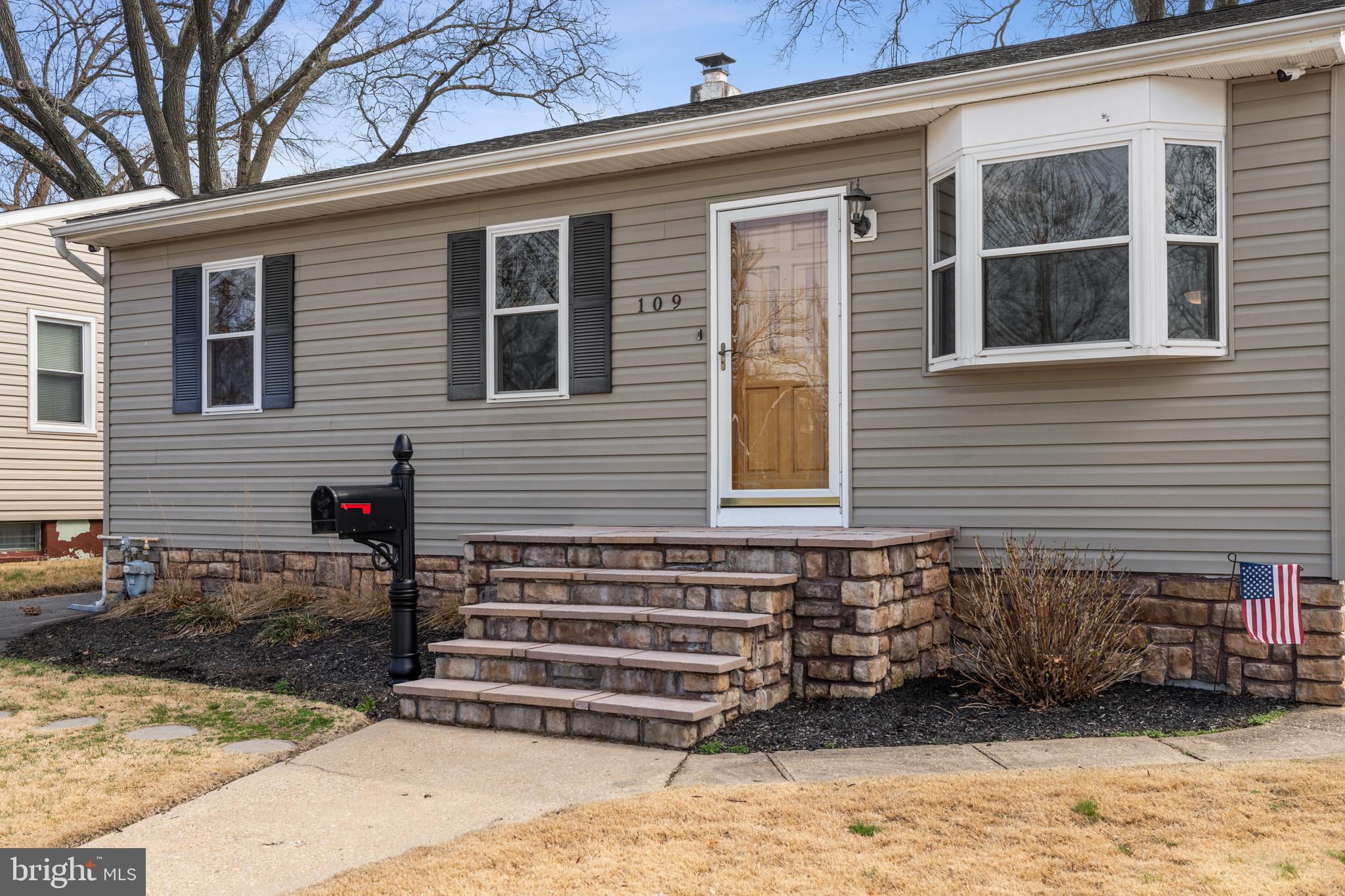 GARLAND - Residential