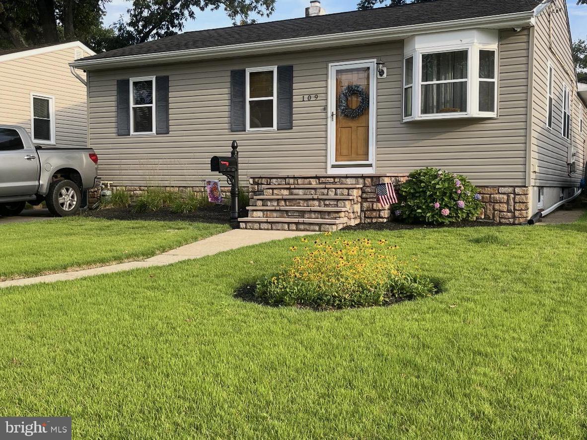 GARLAND - Residential