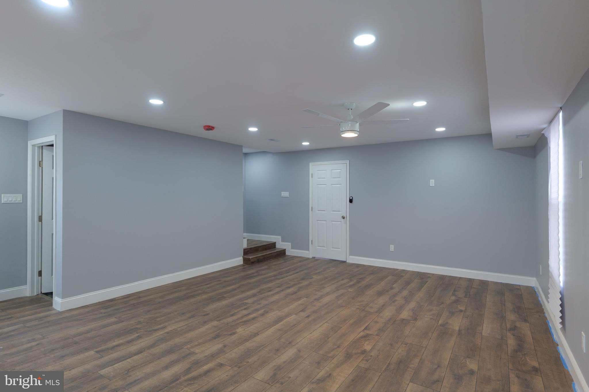 KENILWORTH PARK - Residential