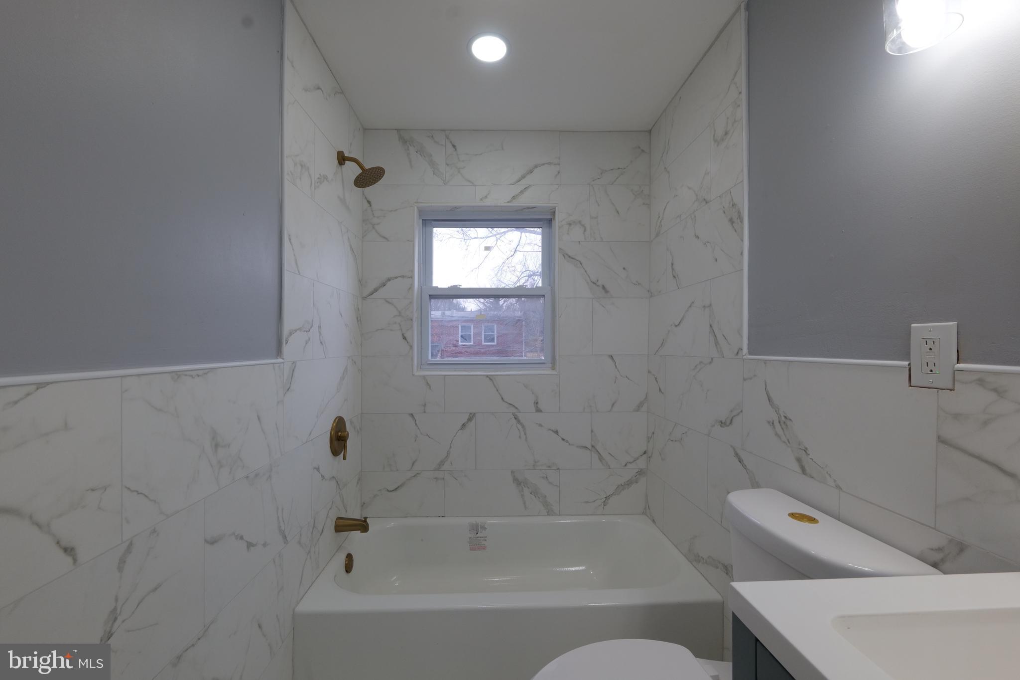 KENILWORTH PARK - Residential