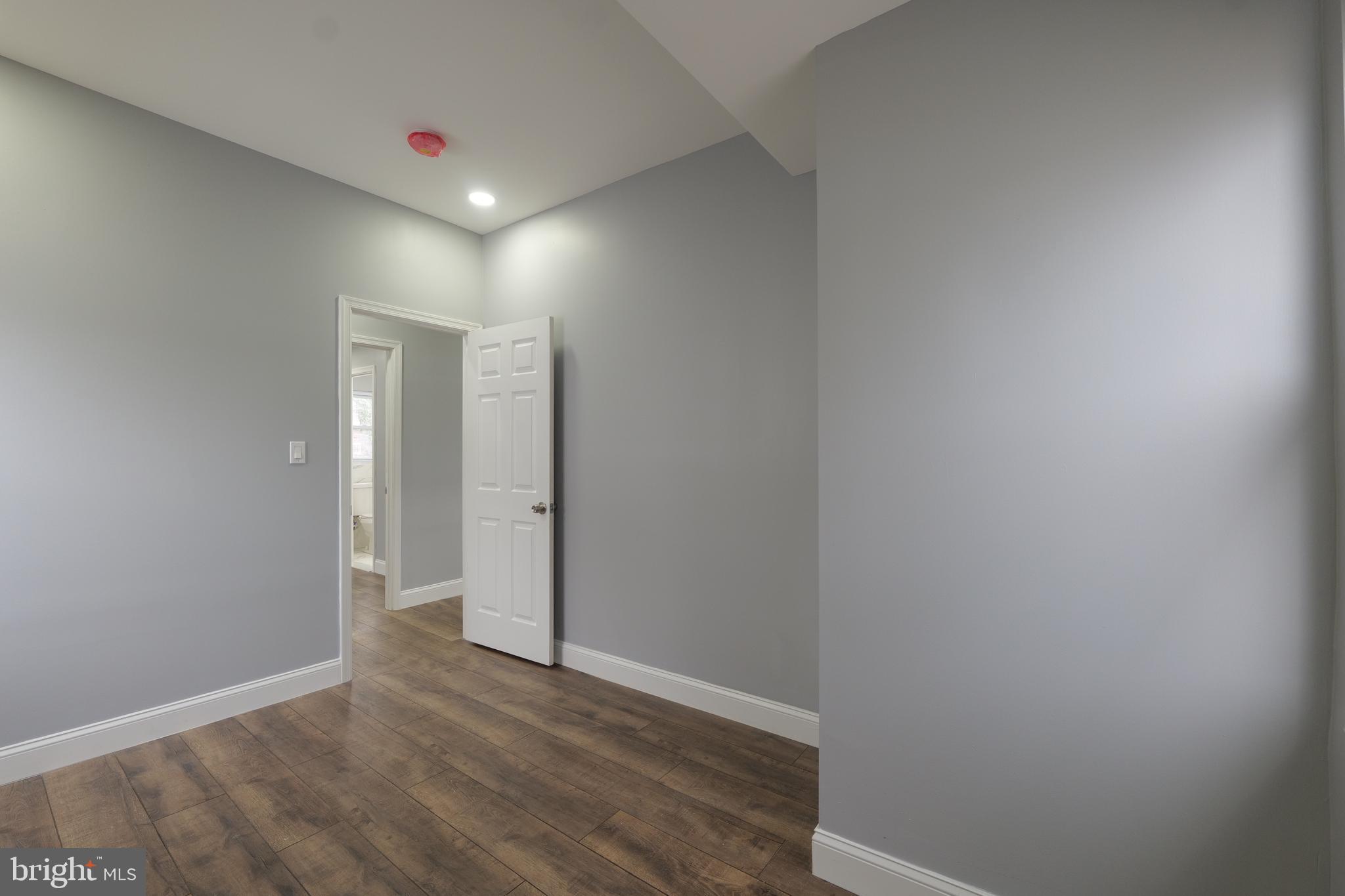 KENILWORTH PARK - Residential