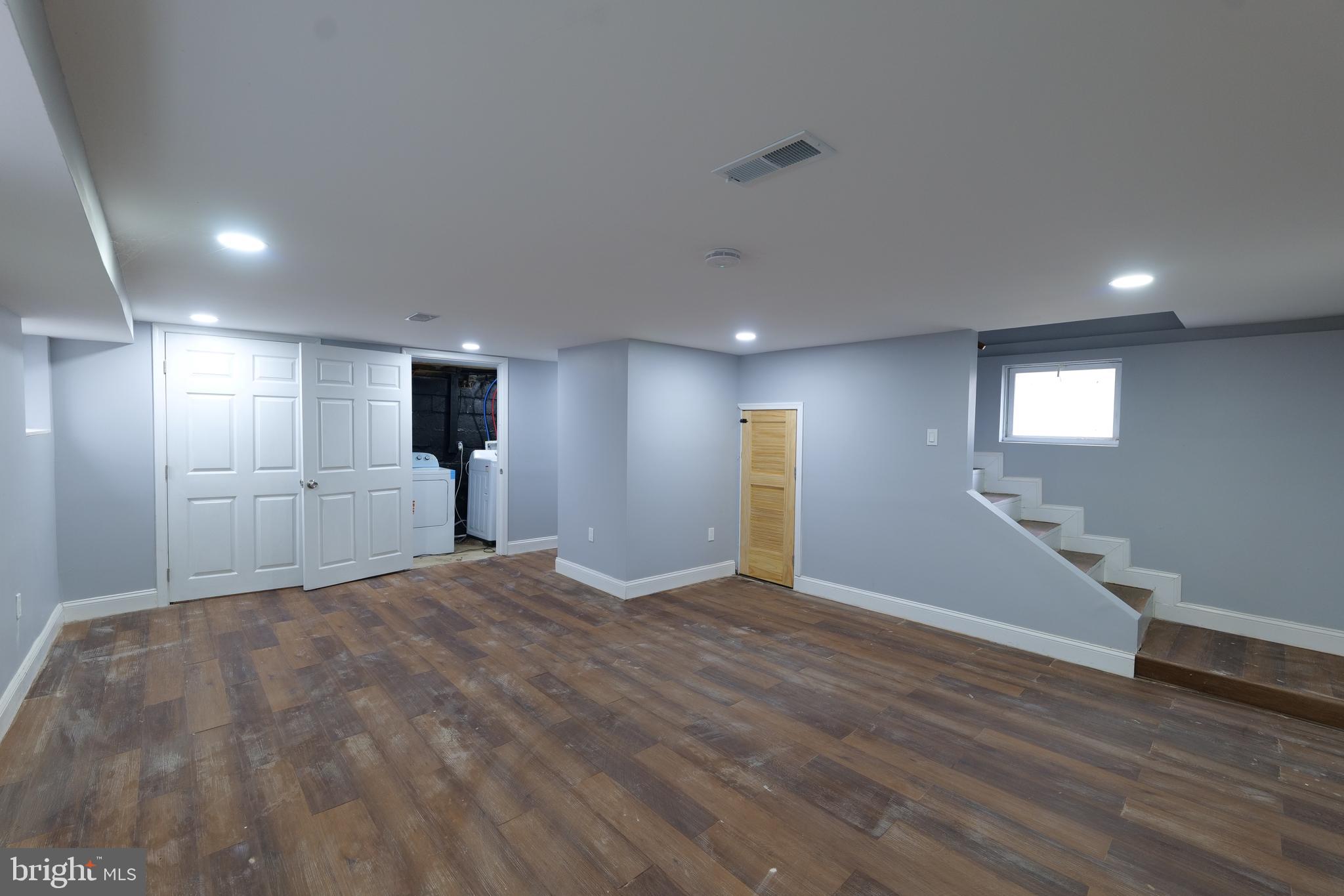 KENILWORTH PARK - Residential