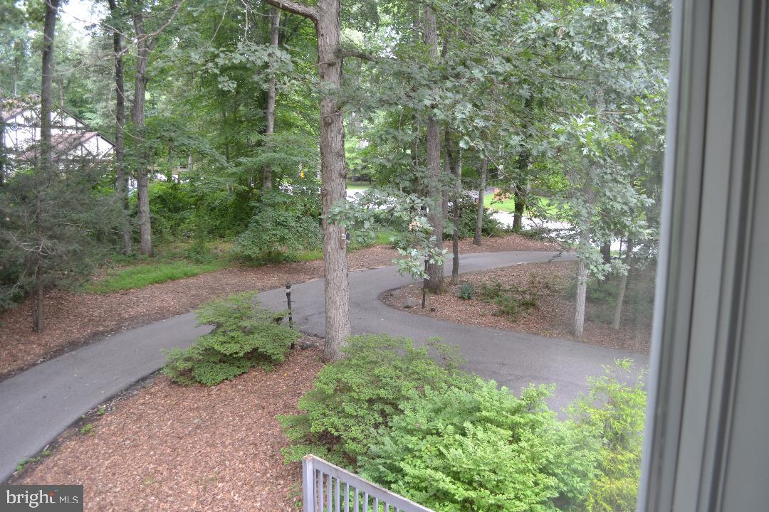 2002 HUNTWOOD DRIVE