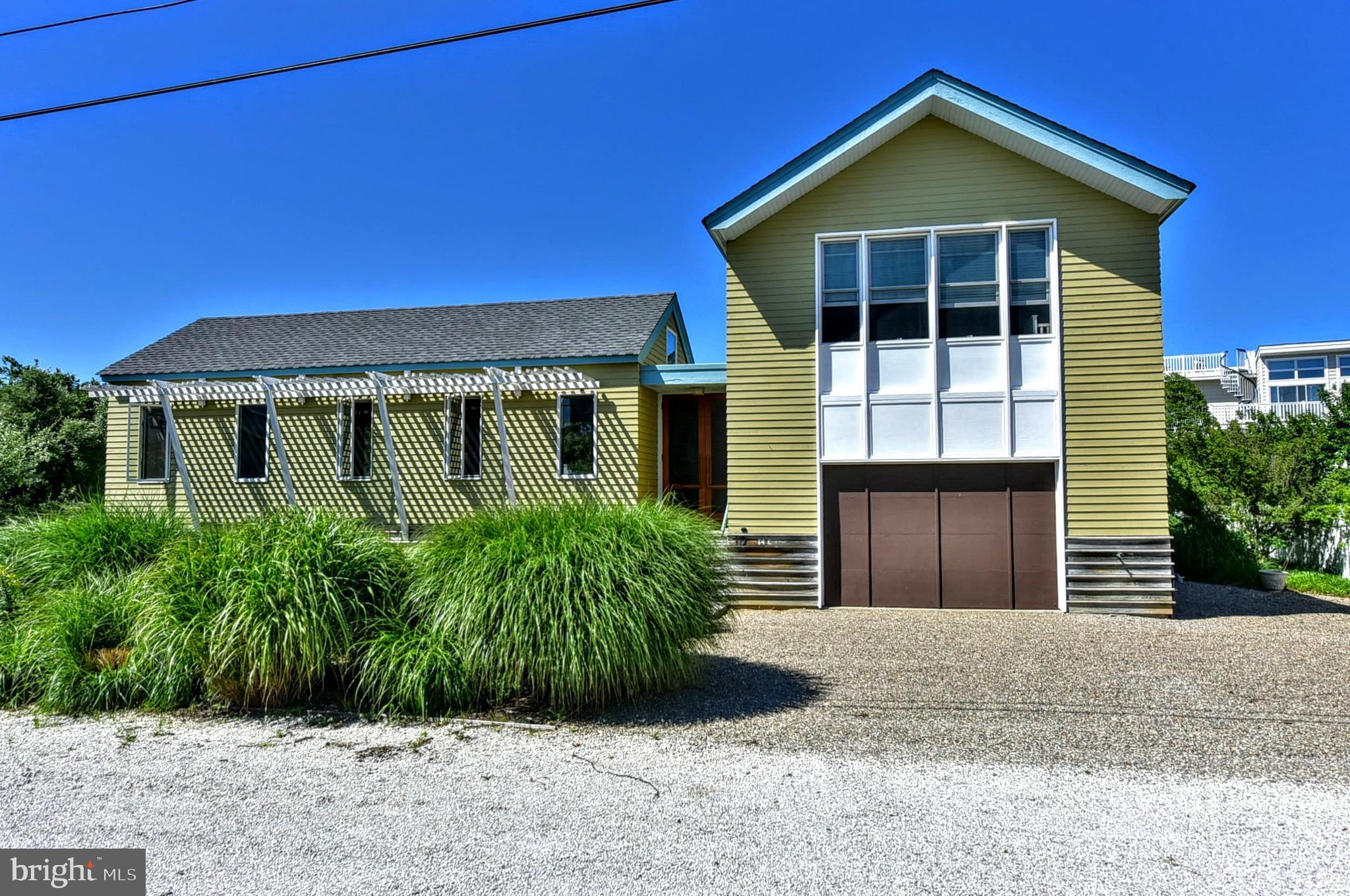 54 LONG BEACH BOULEVARD E