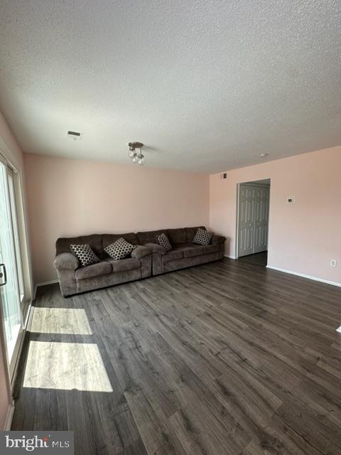 SUGARLAND RUN - Residential Lease