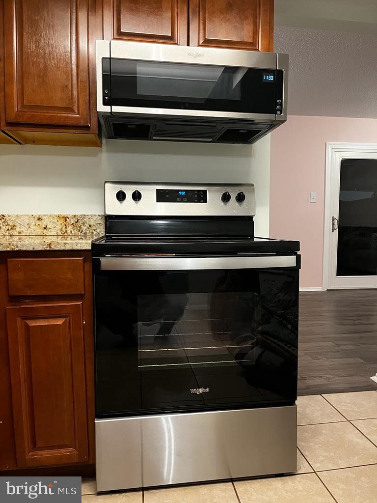 SUGARLAND RUN - Residential Lease