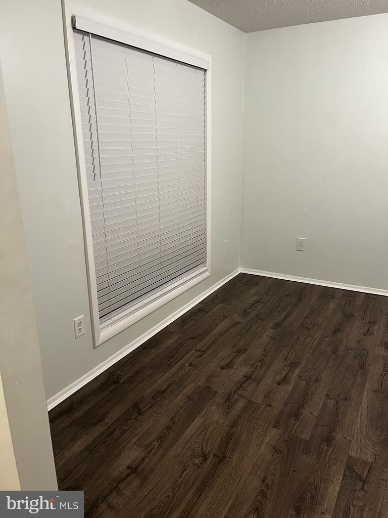 SUGARLAND RUN - Residential Lease