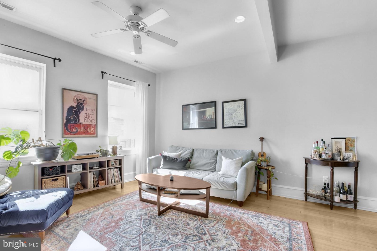 EAST KENSINGTON - Residential Lease