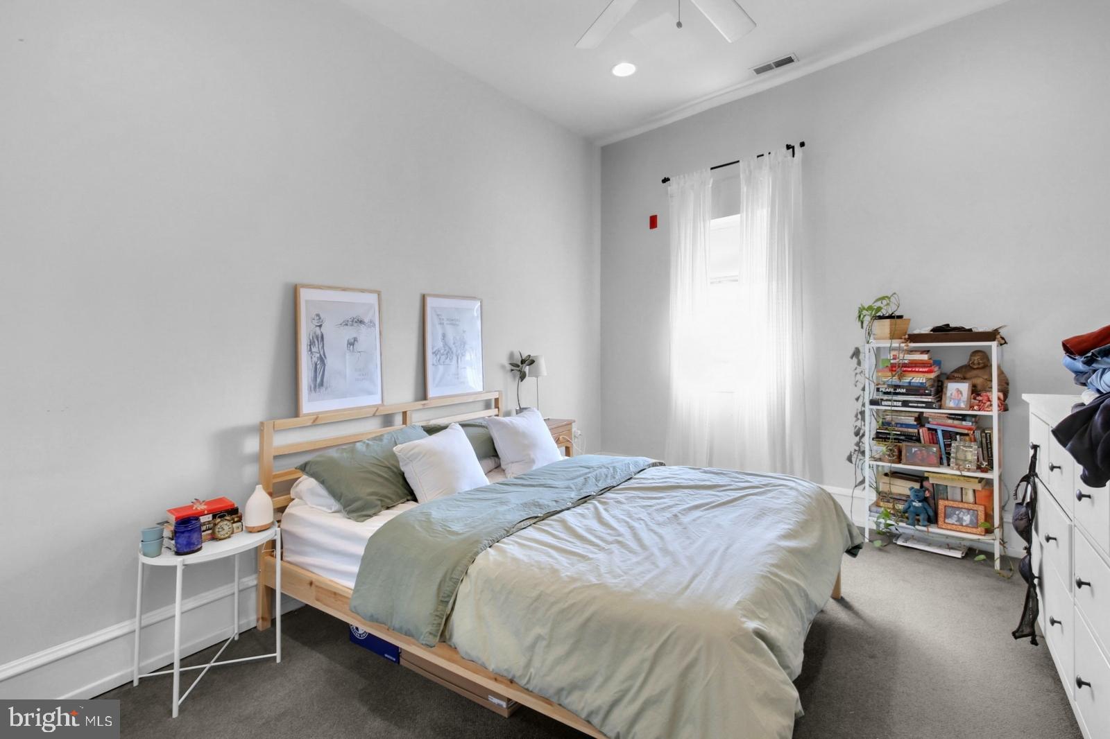 EAST KENSINGTON - Residential Lease