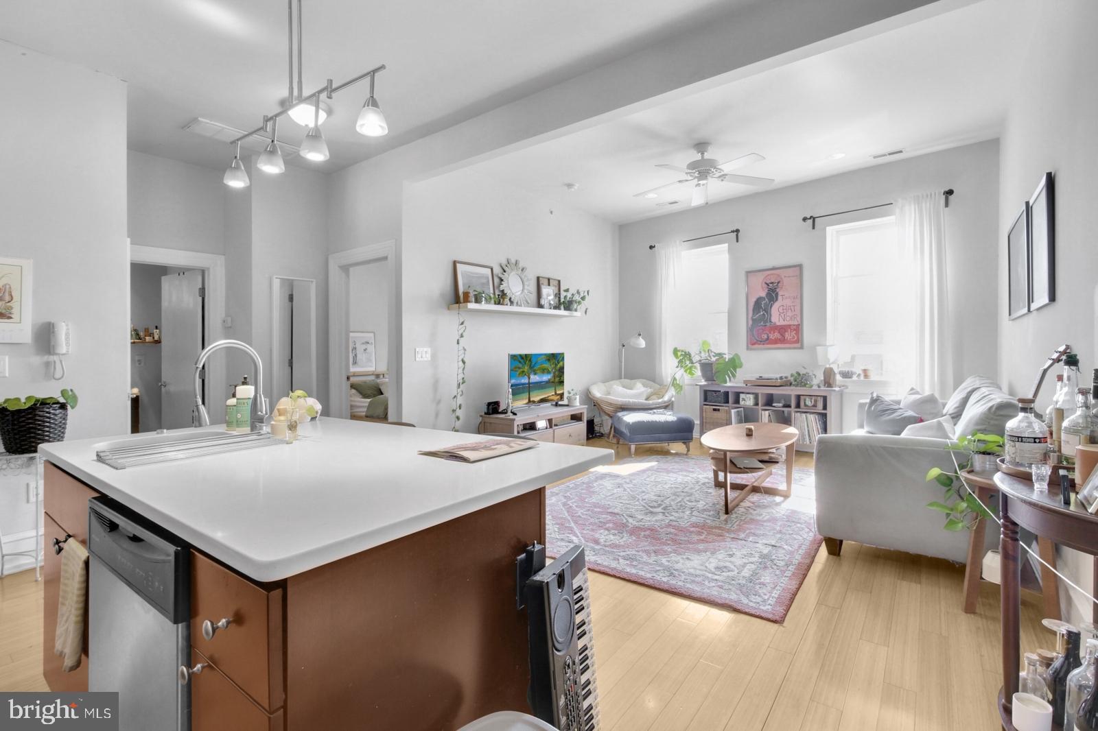 EAST KENSINGTON - Residential Lease