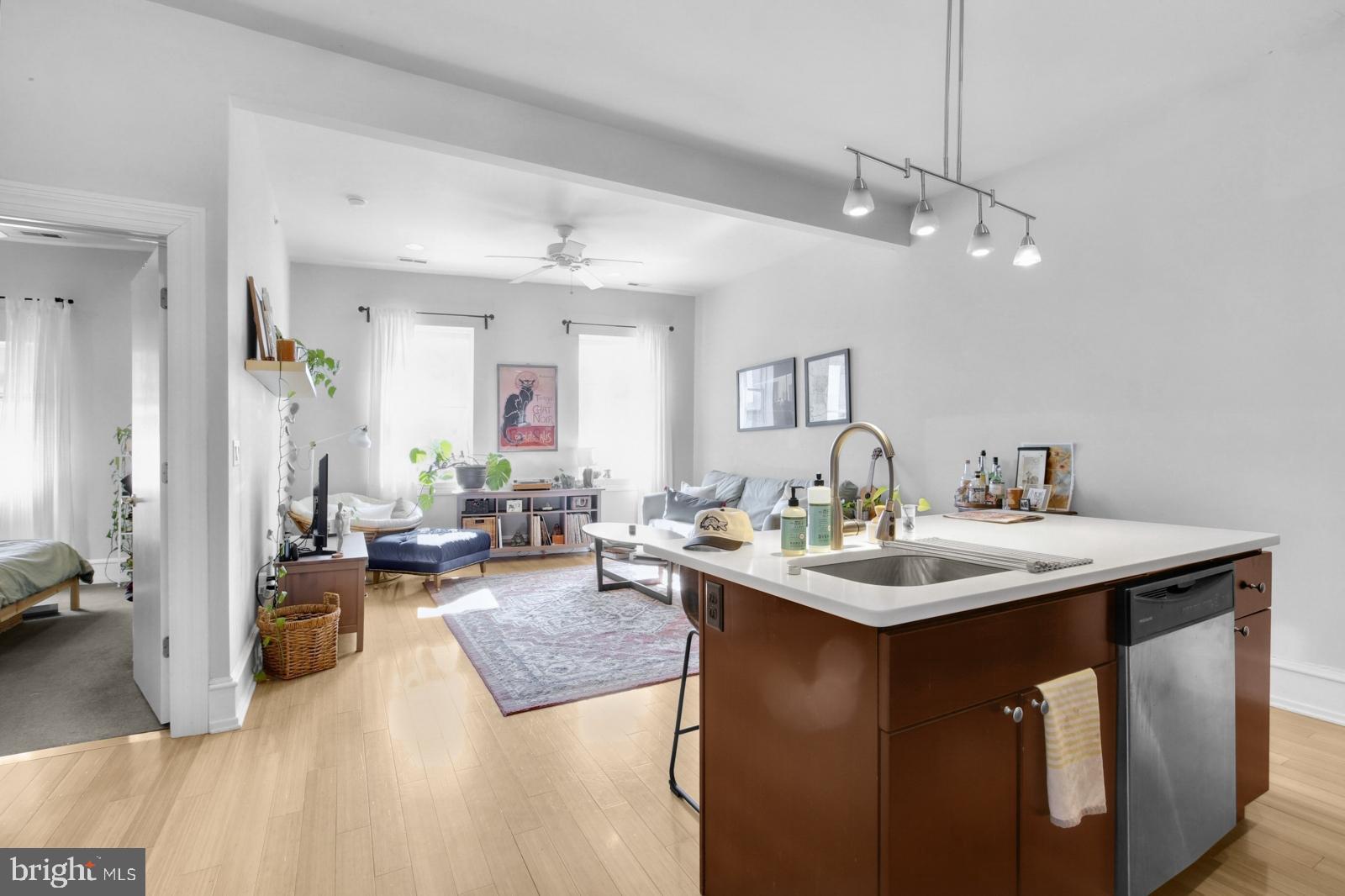 EAST KENSINGTON - Residential Lease