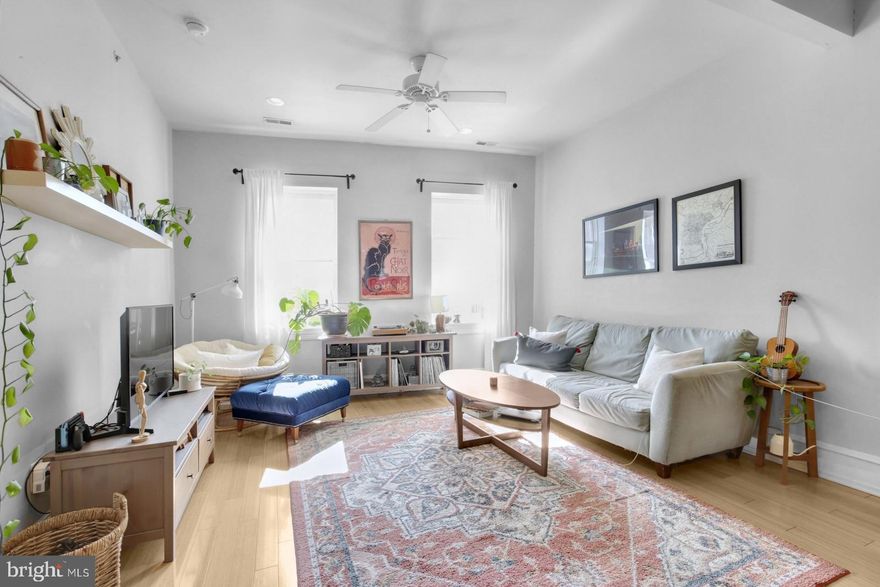 Available Mid-Late May:

Welcome to 2136 E Dauphin St #302 with off-street parking! This is a sunny 1 bedroom, 1 bathroom apartment with an open floor plan, modern finishes, and in-unit laundry. Enter by the kitchen which is equipped with brown cabinetry, a full suite of stainless steel appliances, and an island with counter seating. The open living space boasts hardwood floors, a ceiling fan and 2 windows for natural light, creating a warm and inviting atmosphere. Step into your sizable bedroom with cozy wall-to-wall carpeting, a window, a ceiling fan, and a large closet with sliding doors. The contemporary bathroom features a vanity for storage and a tiled walk-in shower. Off-street parking is available behind the building for an additional $100/month and additional storage is included. 

Lease Terms:

Generally, 1st month, 12th month, and 1 month security deposit due at, or prior to, lease signing. Other terms may be required by Landlord. $55 application fee per applicant. Pets are conditional on owner's approval and may require an additional fee and/or monthly pet rent, if accepted. (Generally, $500/dog and $250/cat). Tenants responsible for: electricity, gas, cable/internet, and a $40/month flat water fee. Off-street parking is available behind the building for an additional $100/month. Landlord Requirements: Applicants to make 3x the monthly rent in verifiable net income, credit history to be considered (i.e. no active collections), no evictions within the past 4 years, and must have a verifiable rental history with on-time rental payments. Exceptions to this criteria may exist under the law and will be considered.