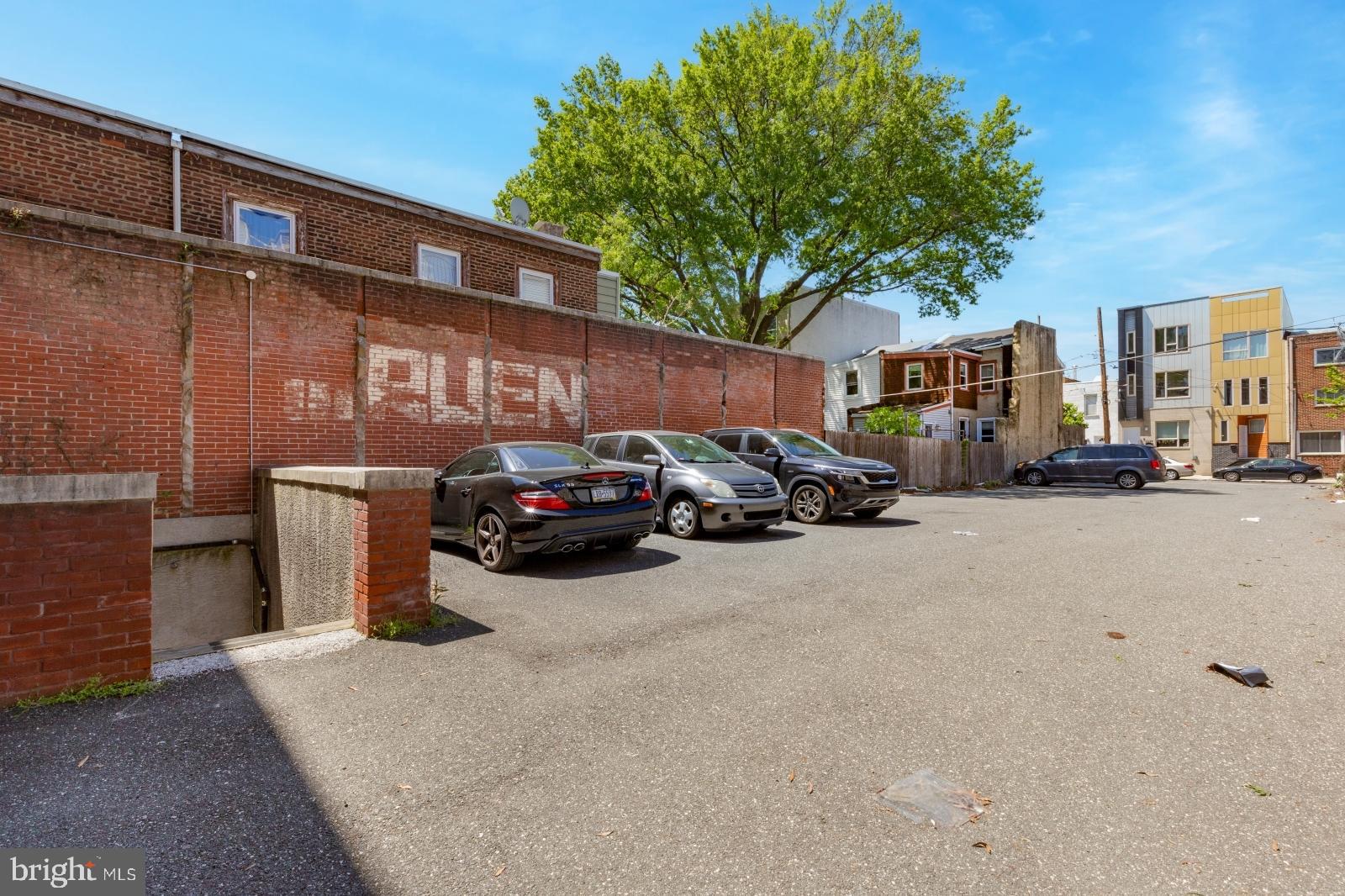 EAST KENSINGTON - Residential Lease