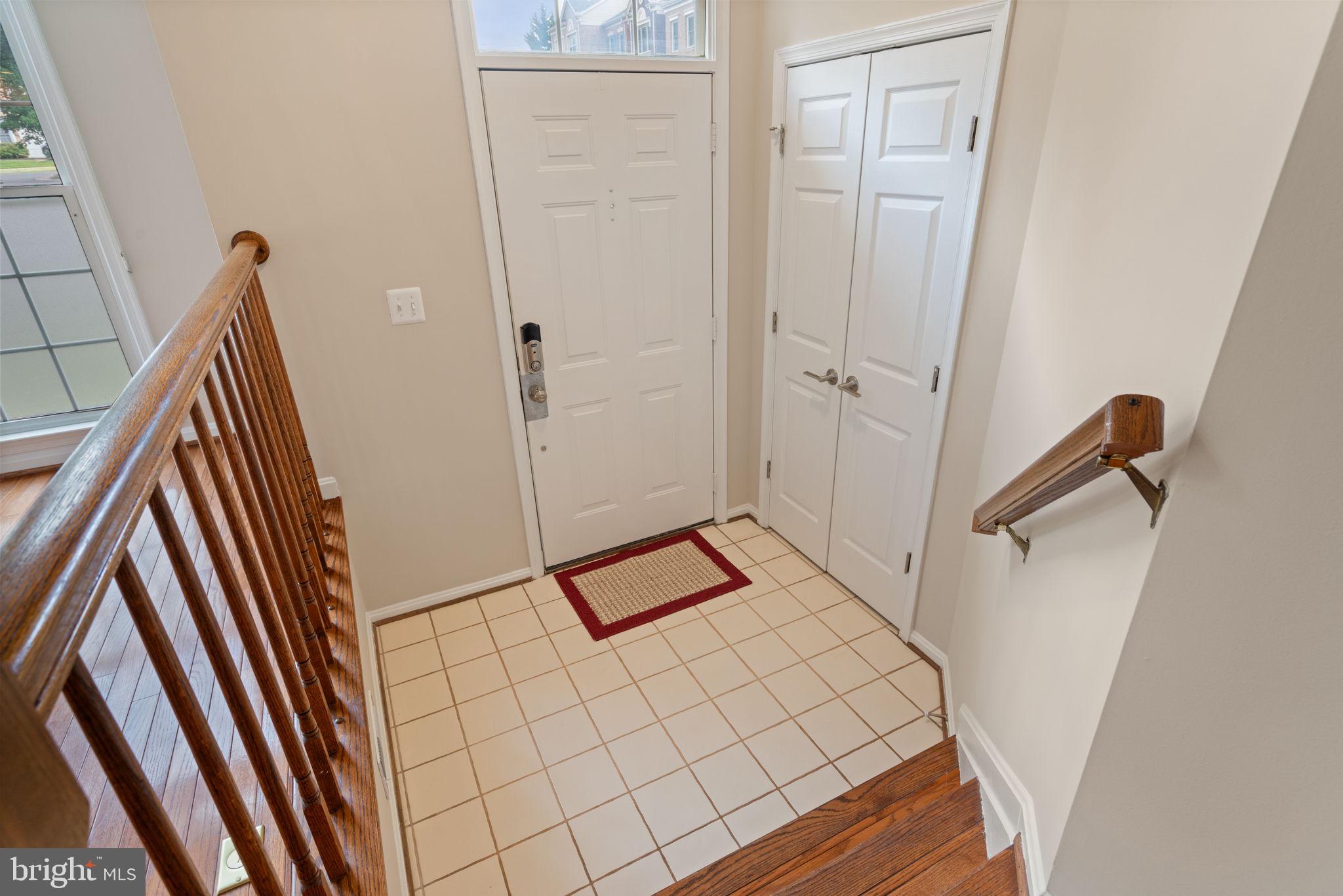 8037 TANWORTH COURT