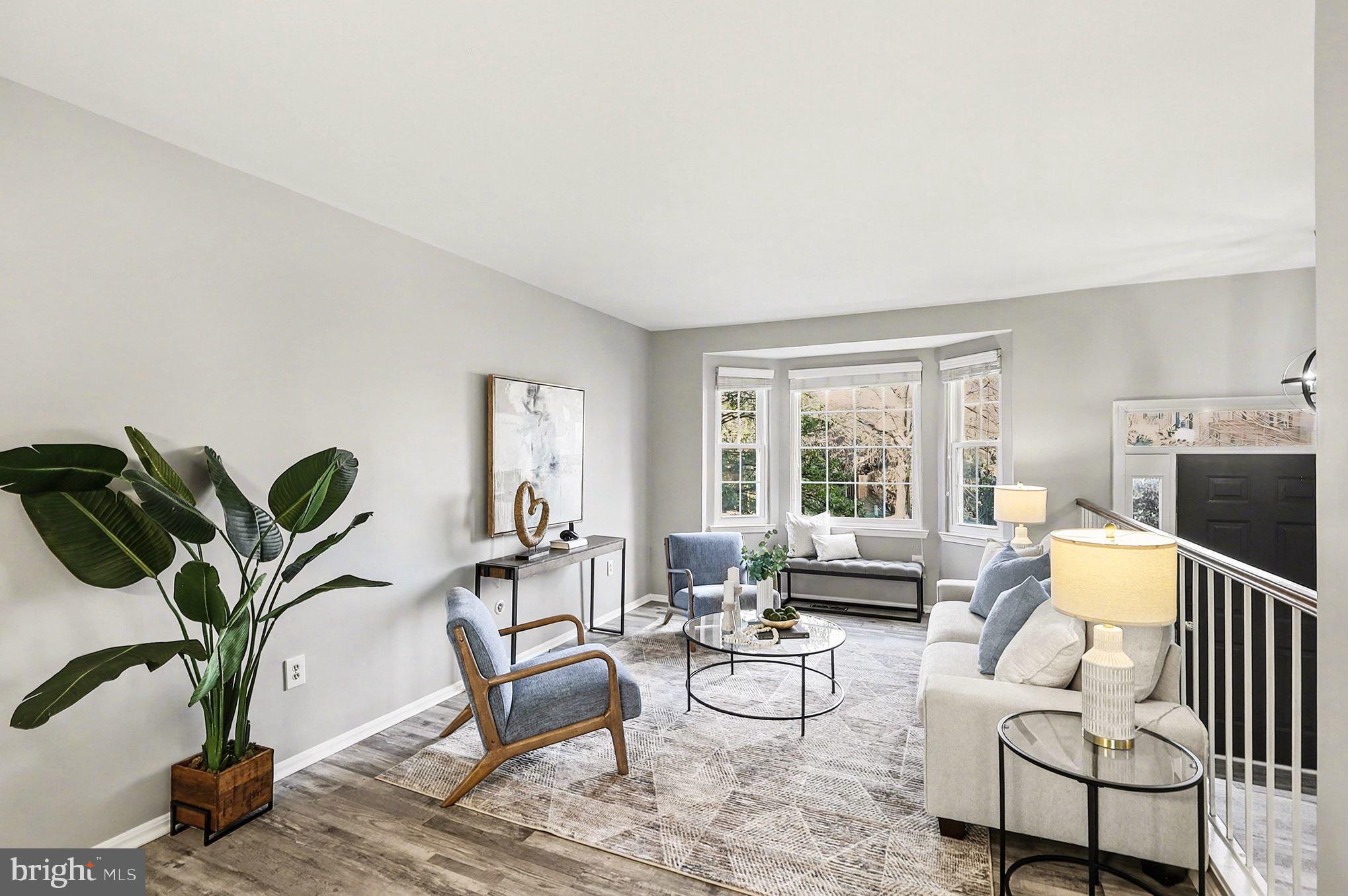 ASHBURN VILLAGE - Residential