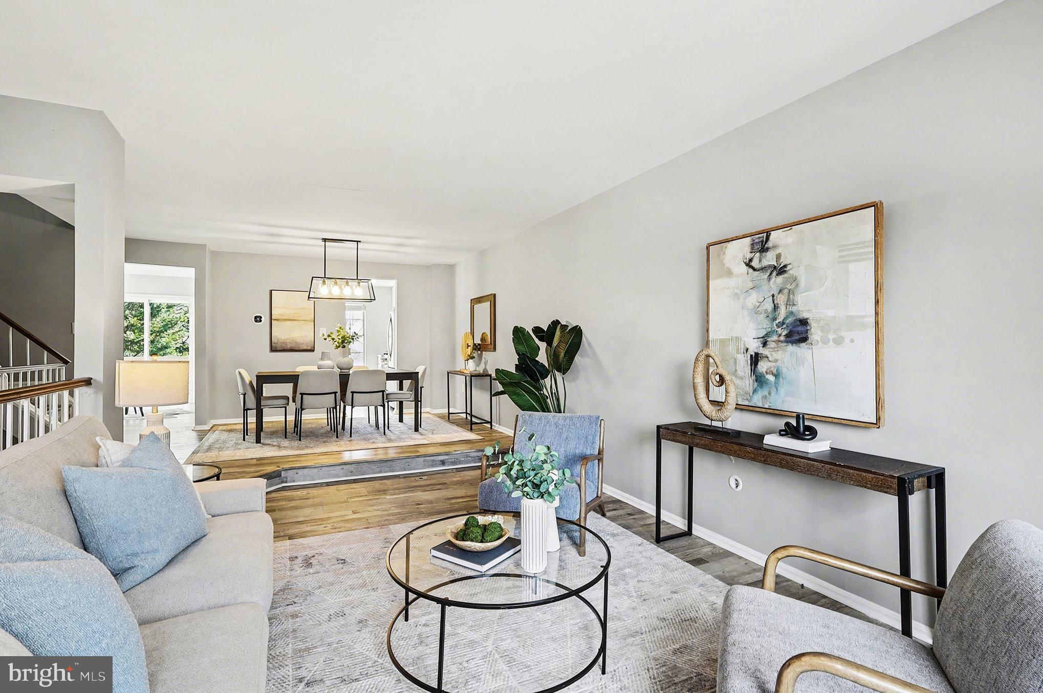 ASHBURN VILLAGE - Residential