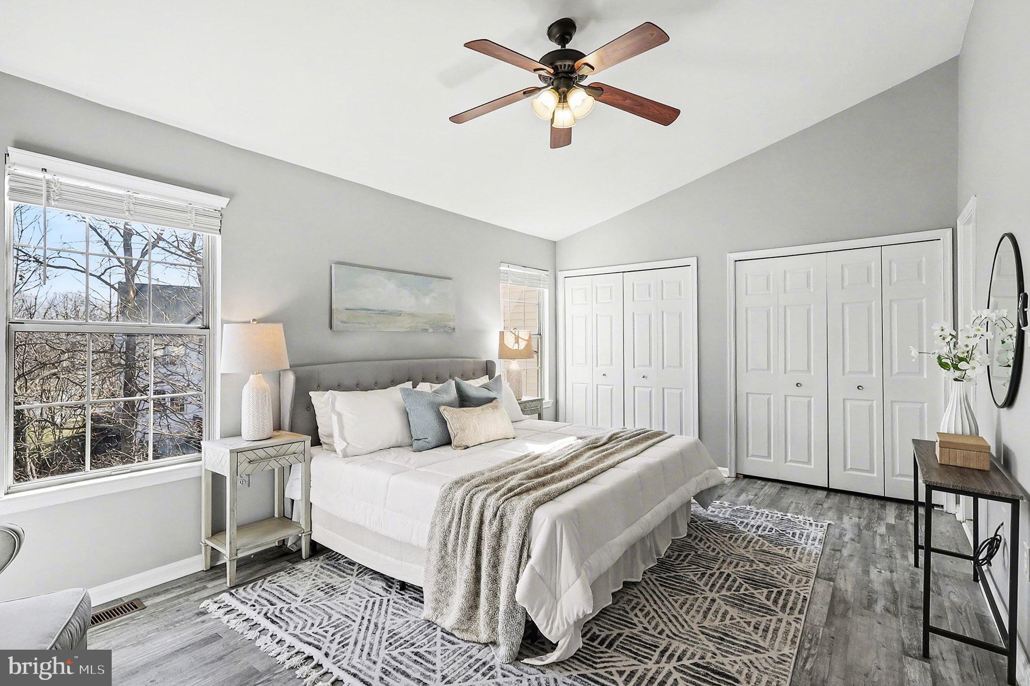 ASHBURN VILLAGE - Residential