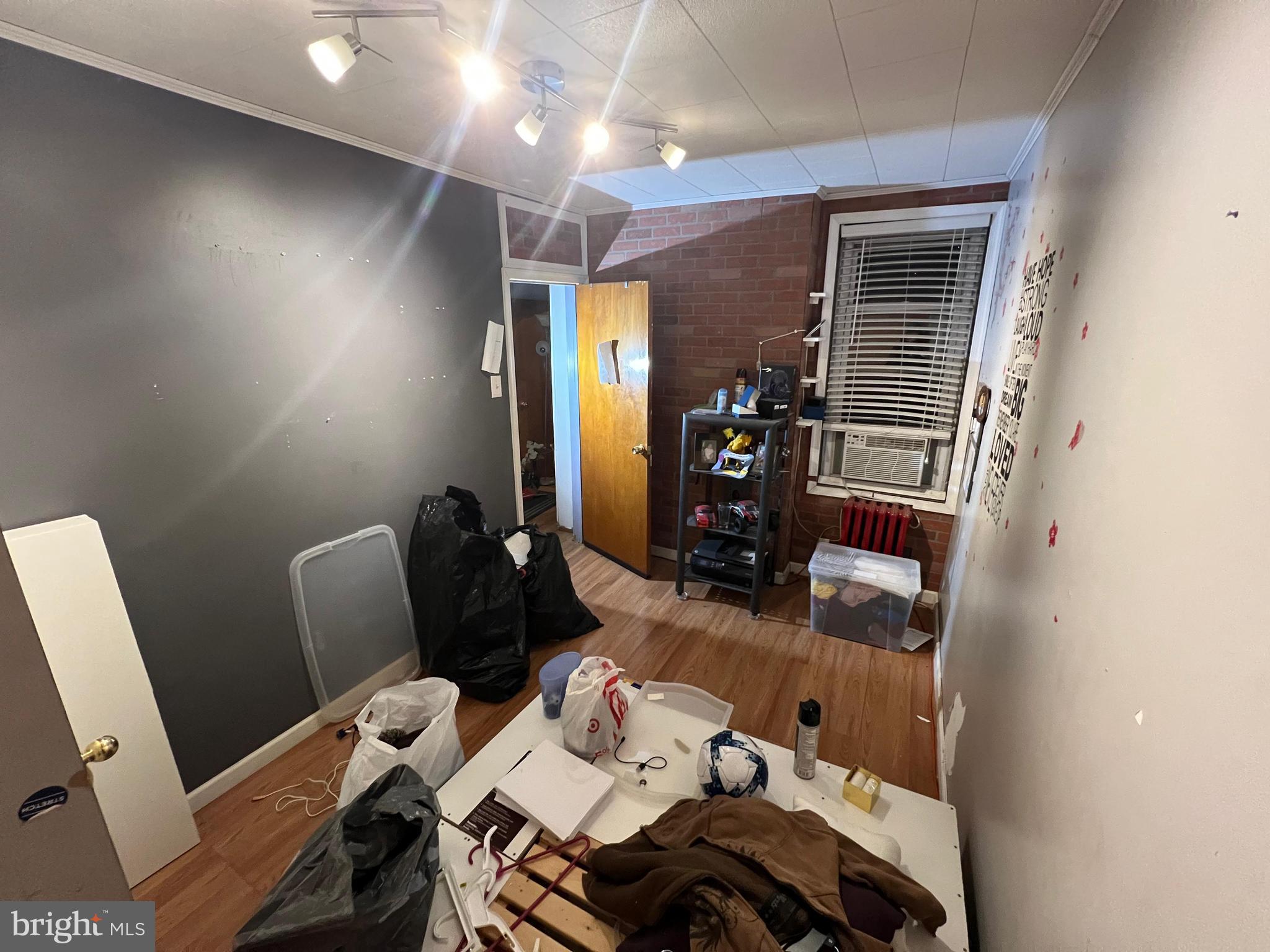 NEWBOLD - Residential